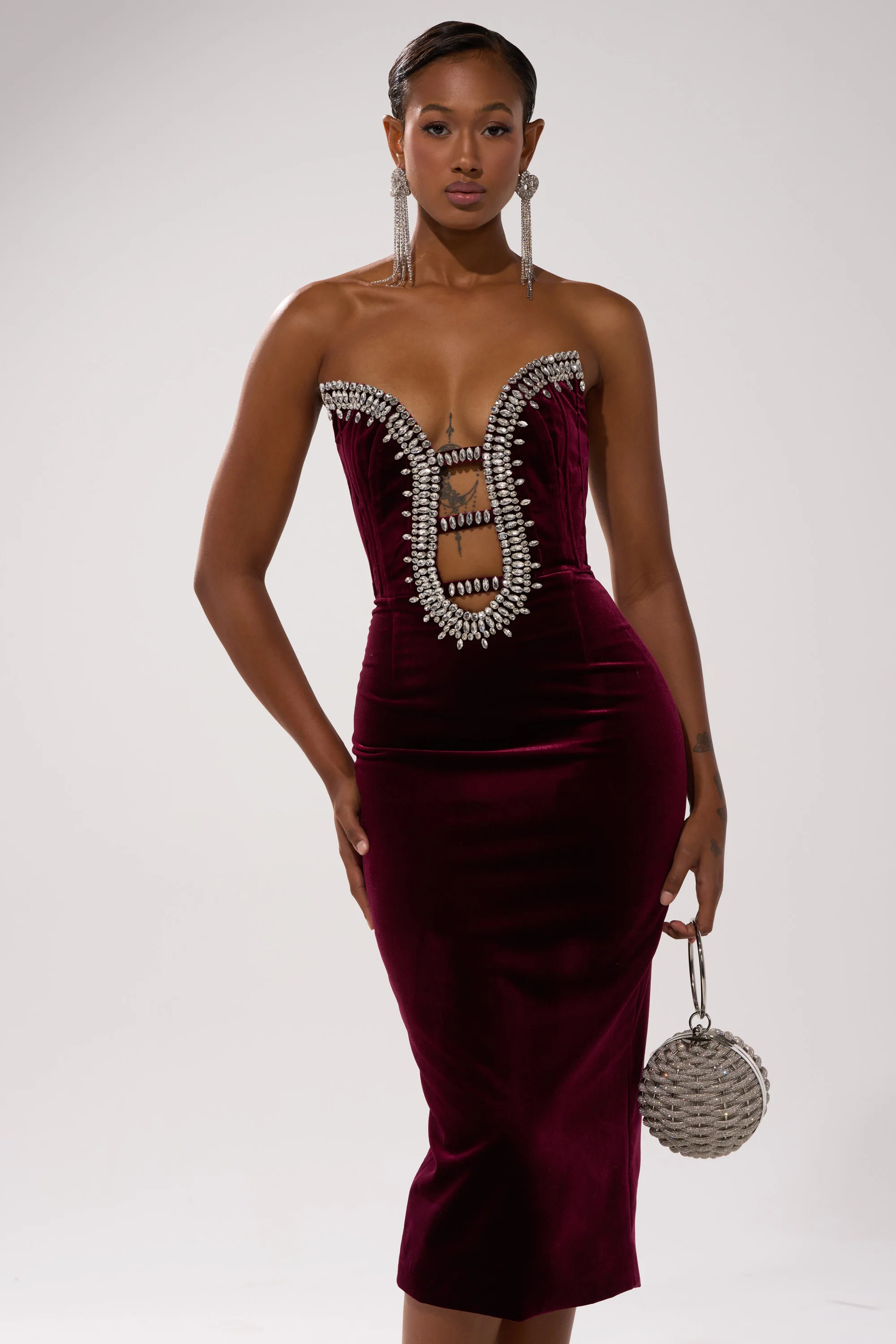 FEELIN THE LOVE VELVET RHINESTONE MIDI DRESS - Image 2