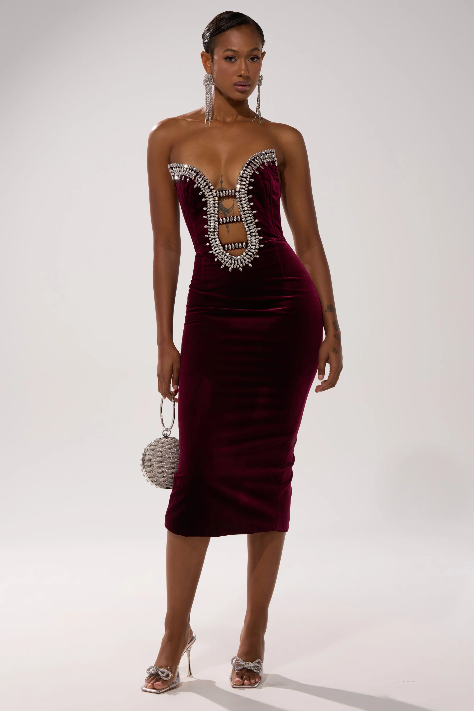 FEELIN THE LOVE VELVET RHINESTONE MIDI DRESS - Image 6