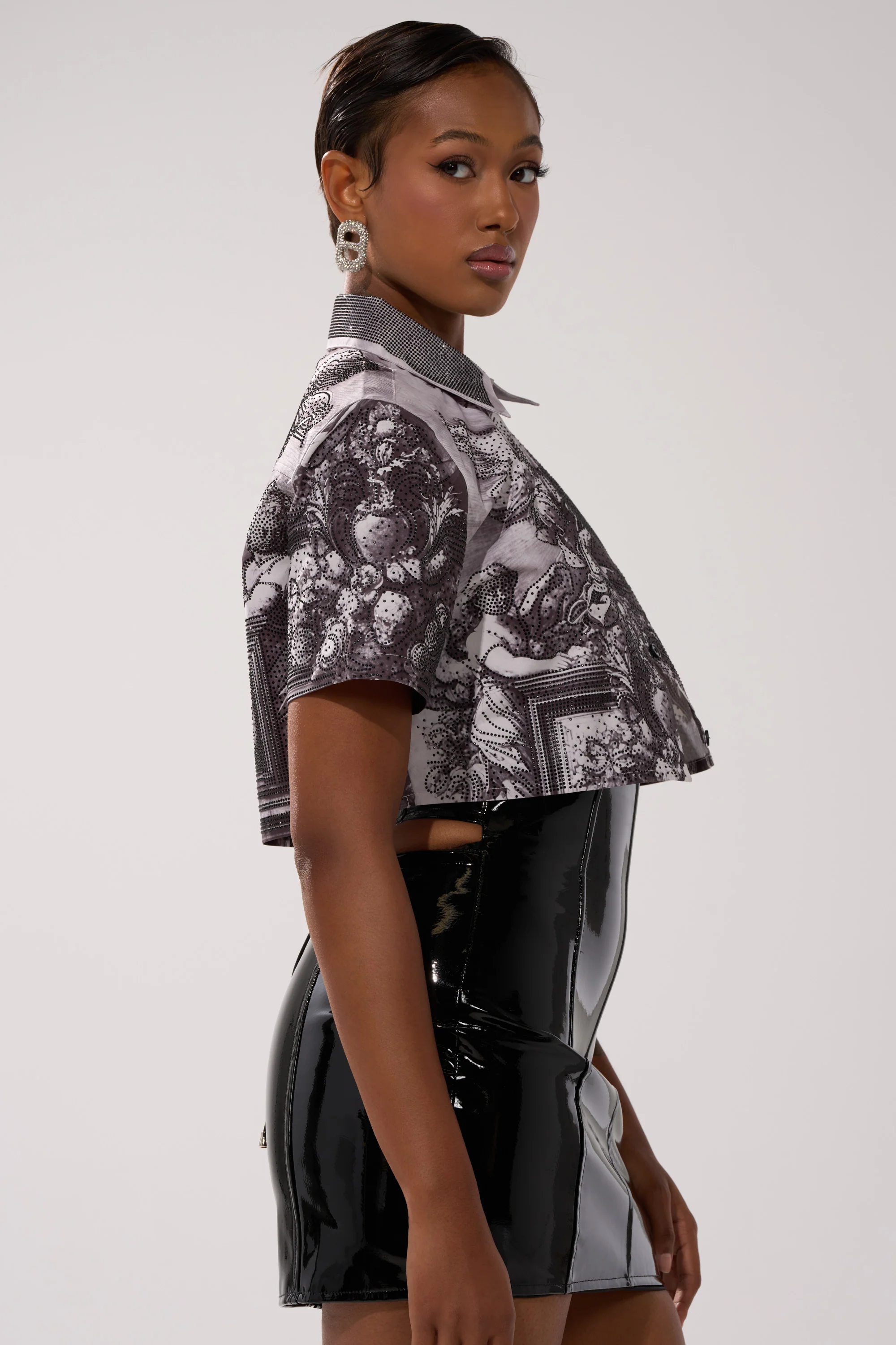 FEELING ALL THE WAVES BUTTON DOWN - Image 4
