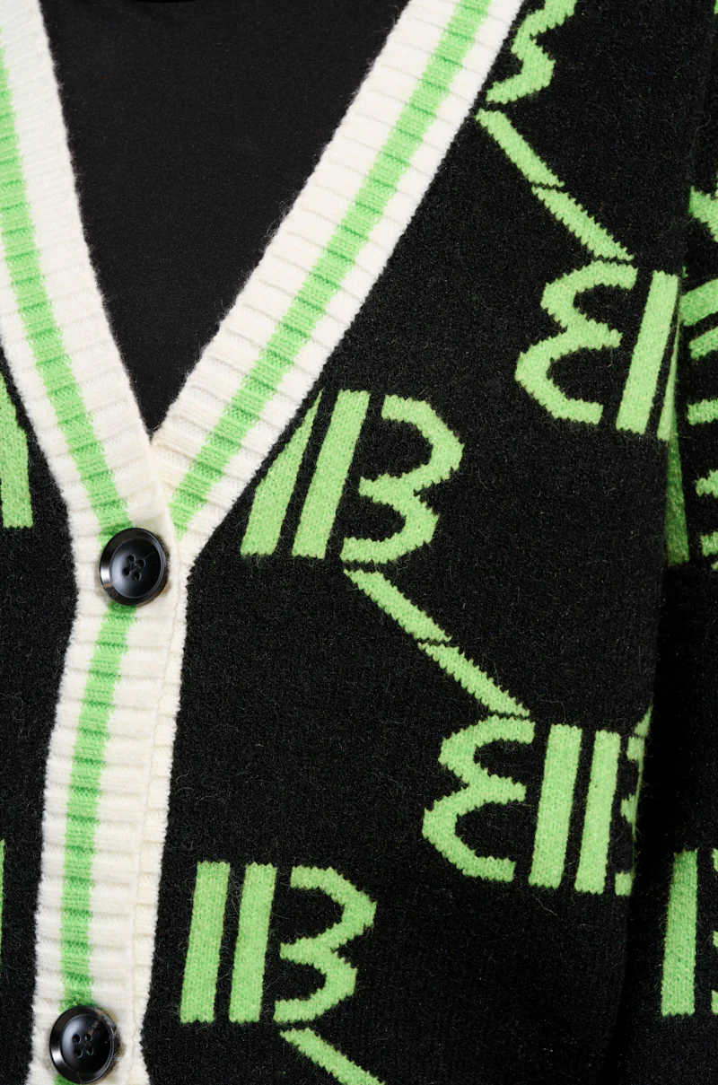 FEELING BRATTY PRINTED SWEATER DRESS - Image 9