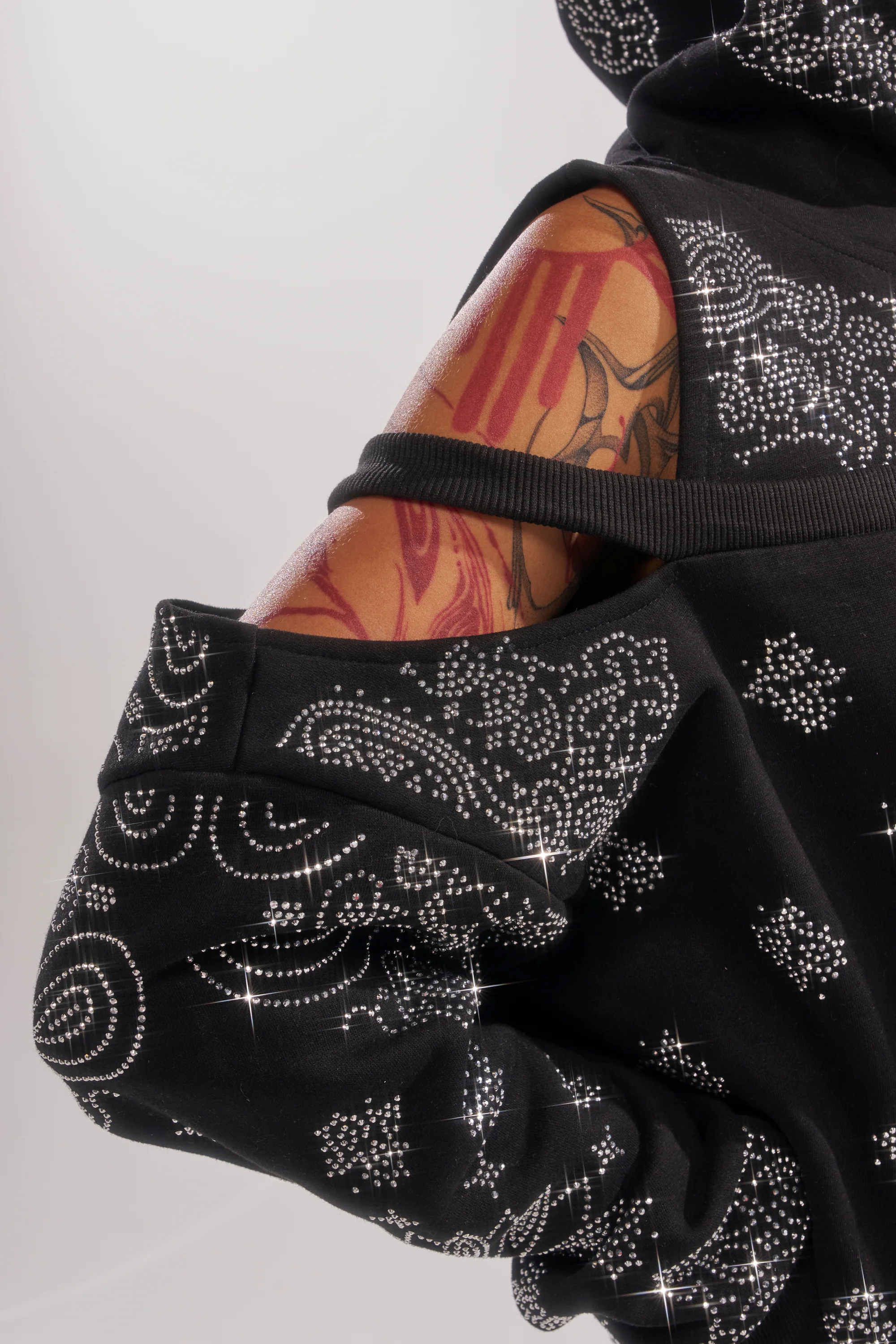 FEELING FREE SWEATSHIRT - Image 8