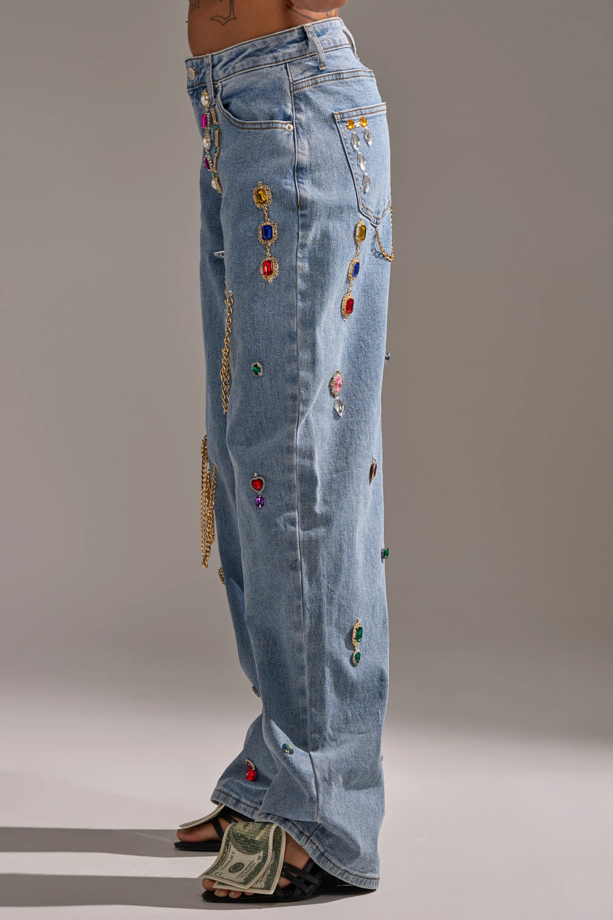 FEELING THE DIFFERENCE EMBELLISHED RELAXED DENIM - Image 4