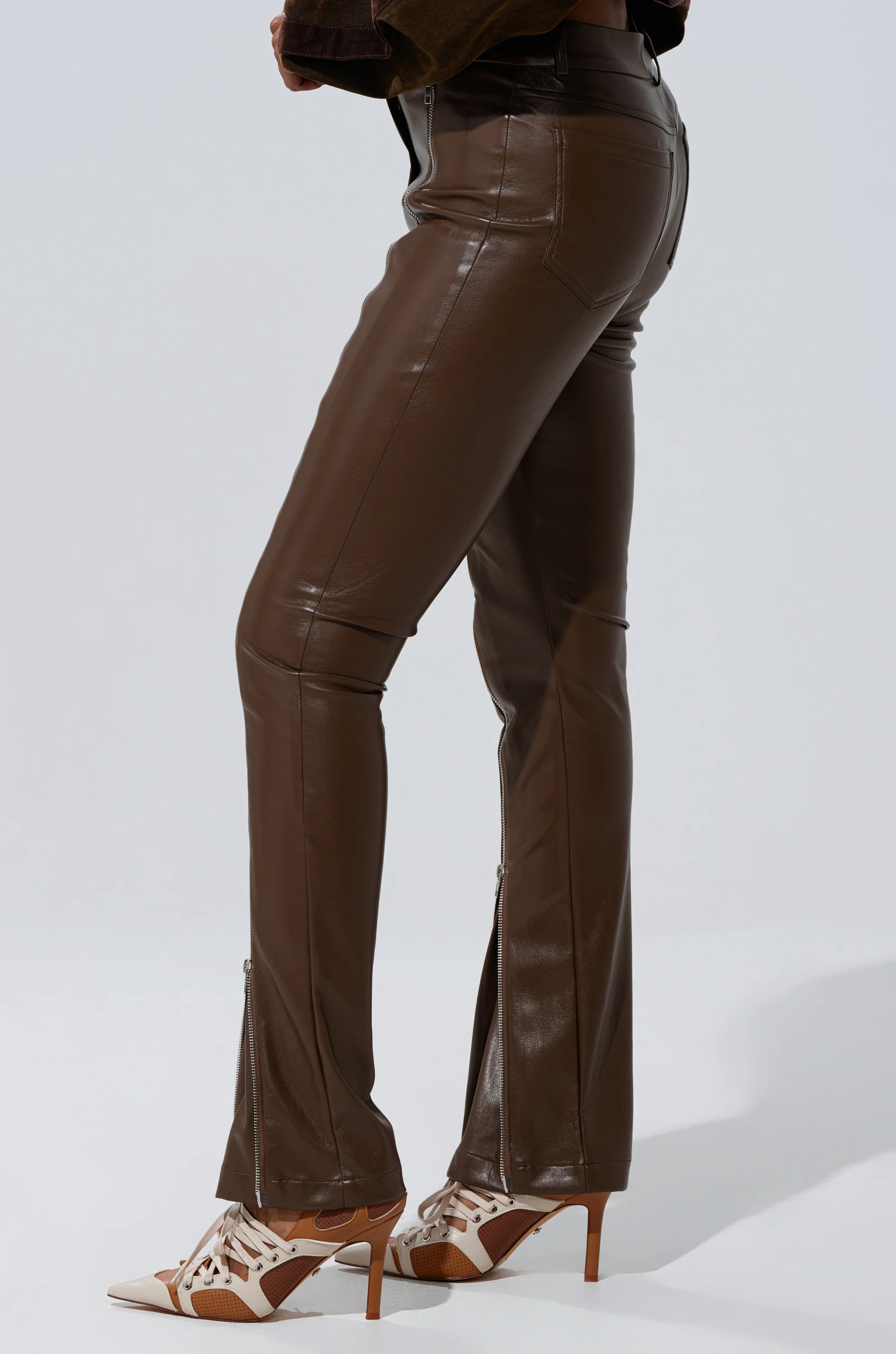 FEELING THE VIBES FAUX LEATHER LEGGING - Image 5