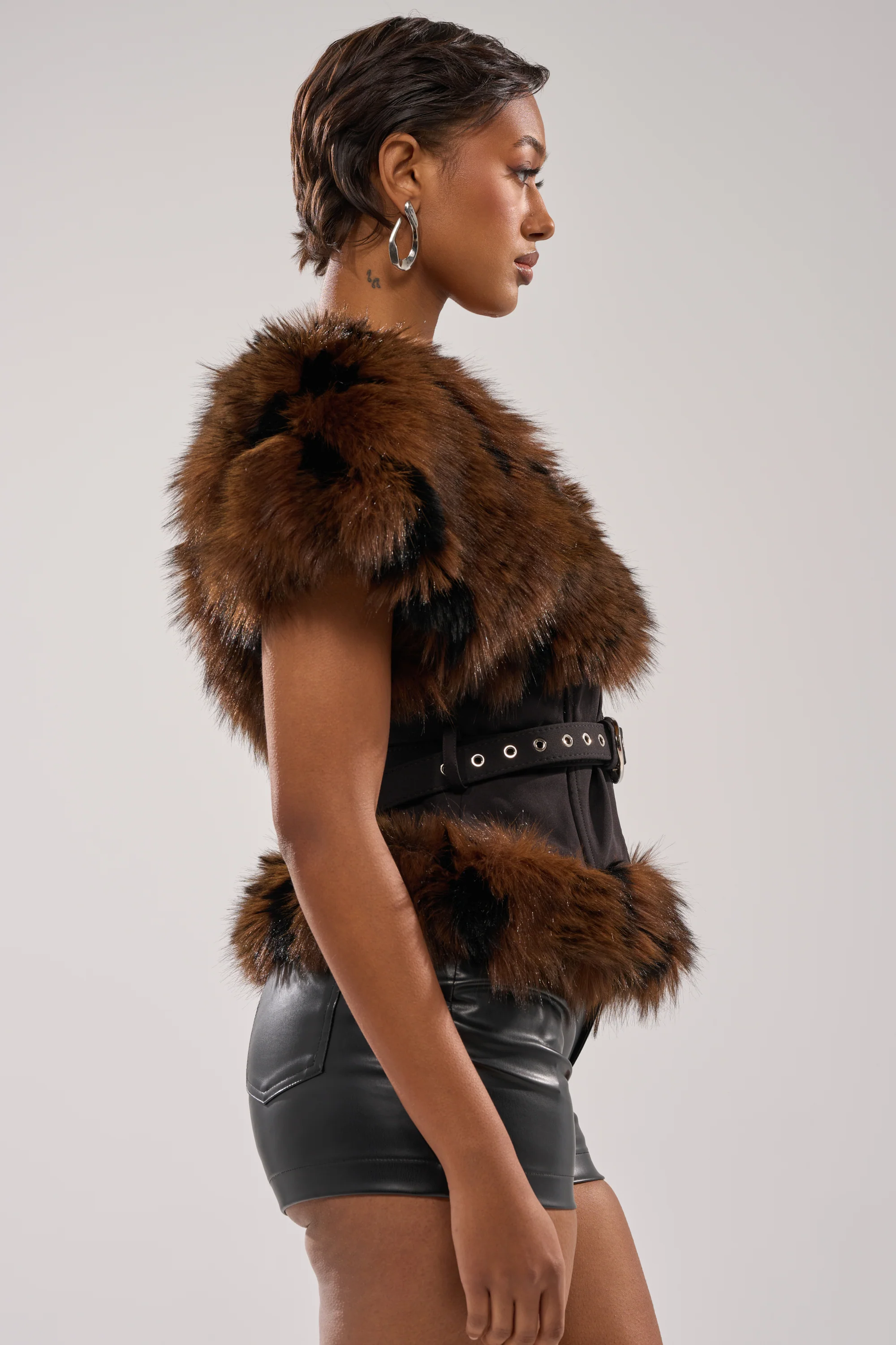 FEELING WARM FUR BLOUSE - Image 4