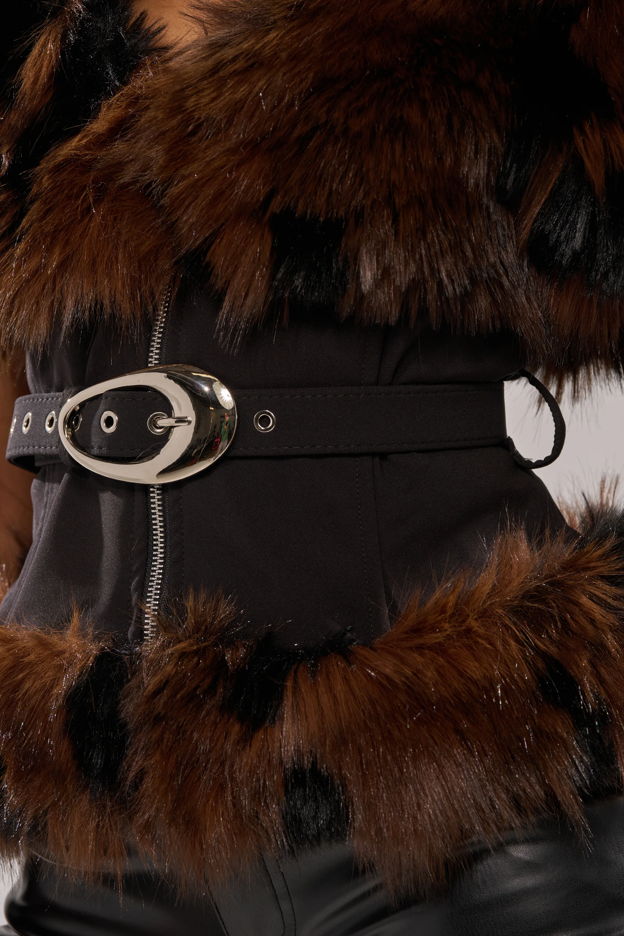 FEELING WARM FUR BLOUSE - Image 8