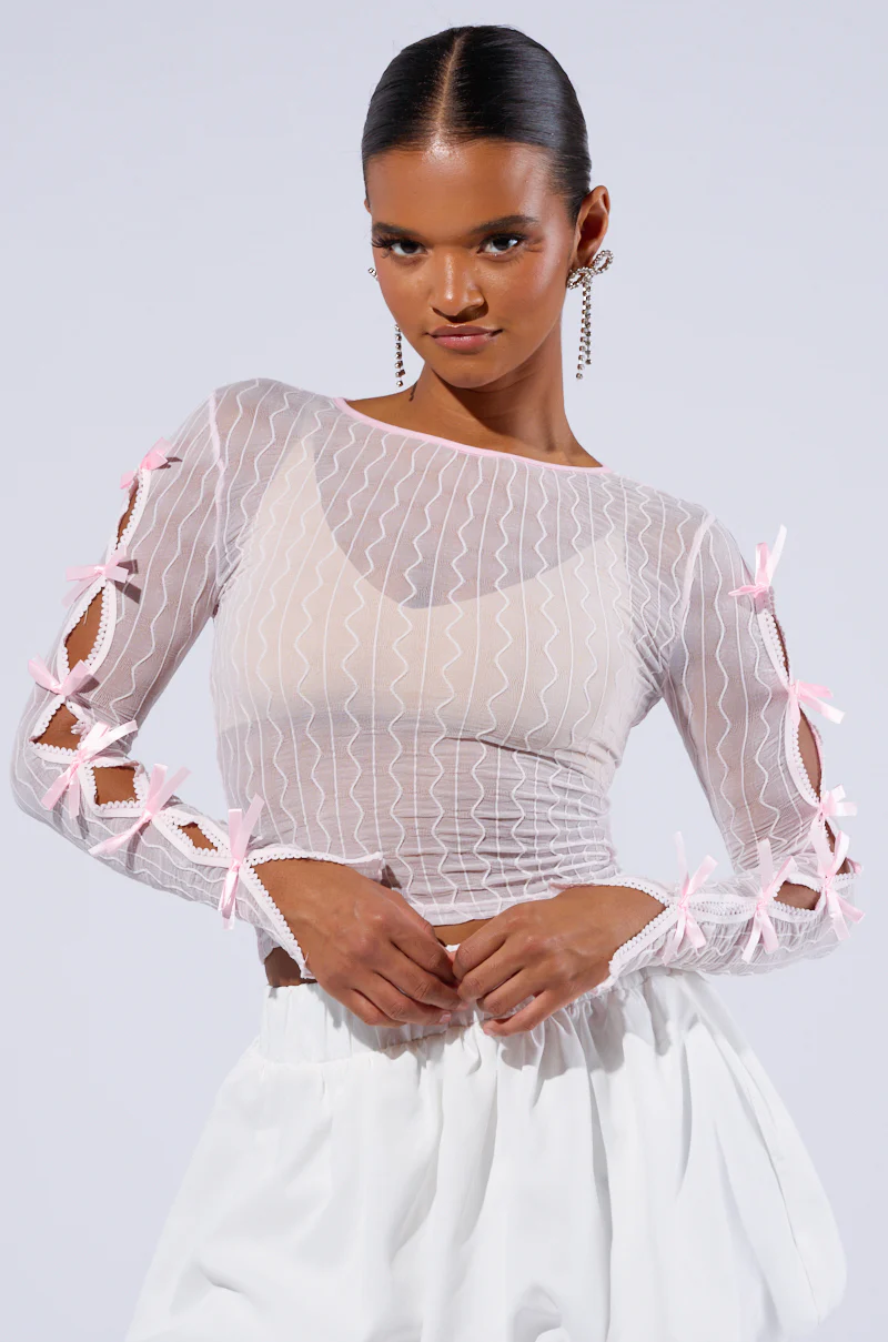 FEMININE DESIRES LONG SLEEVE TOP IN LIGHT PINK - Image 3