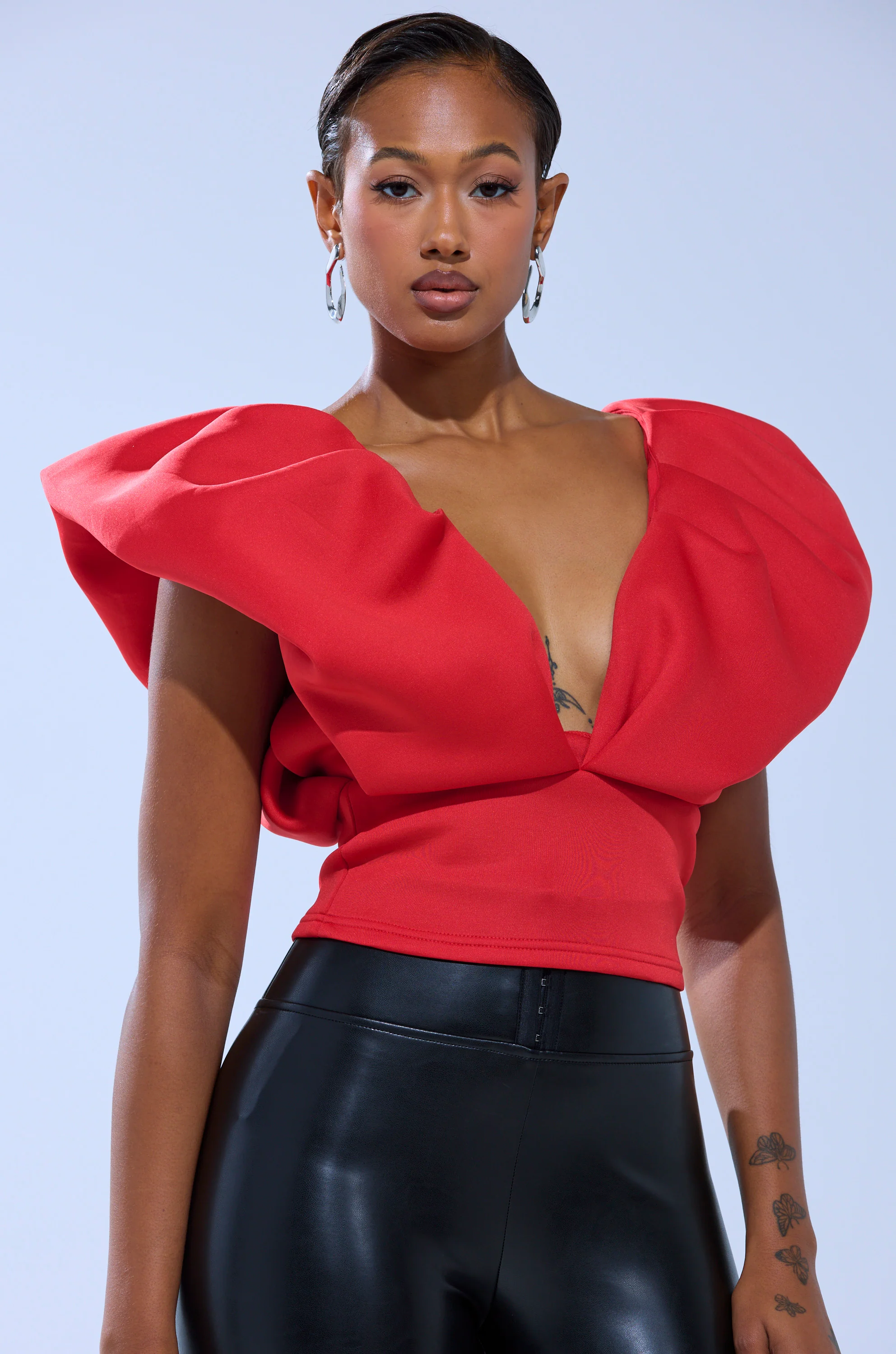 FEMME ENERGY SCUBA BLOUSE IN RED