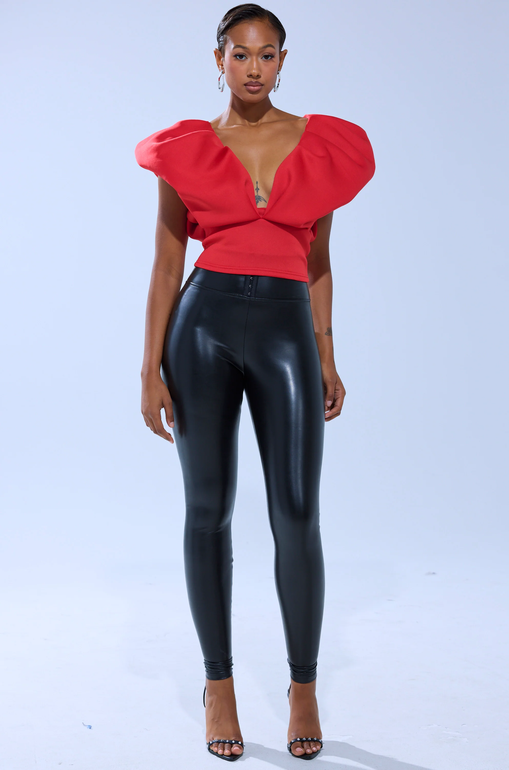 FEMME ENERGY SCUBA BLOUSE IN RED - Image 7