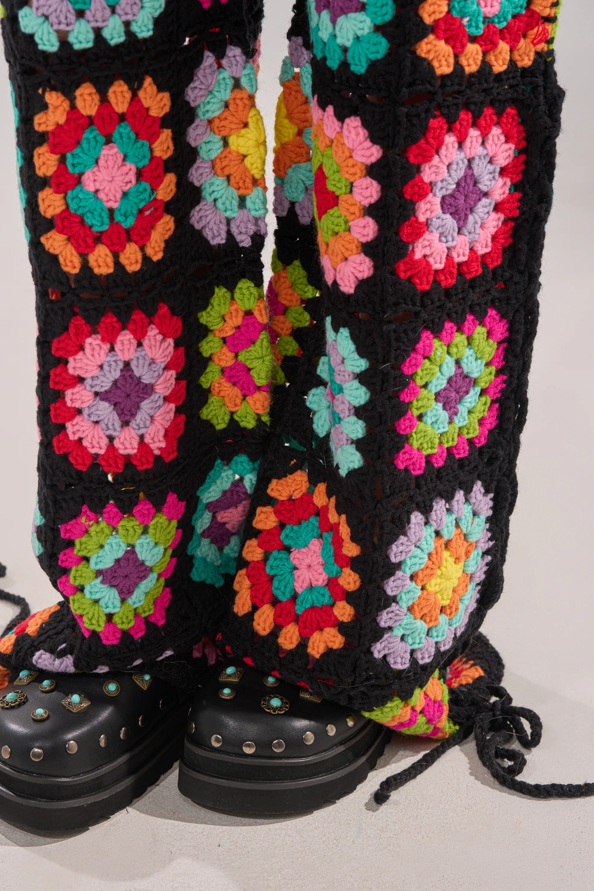 FESTIVAL GIRLY OVERSIZED CROCHET PANT IN MULTI - Image 8