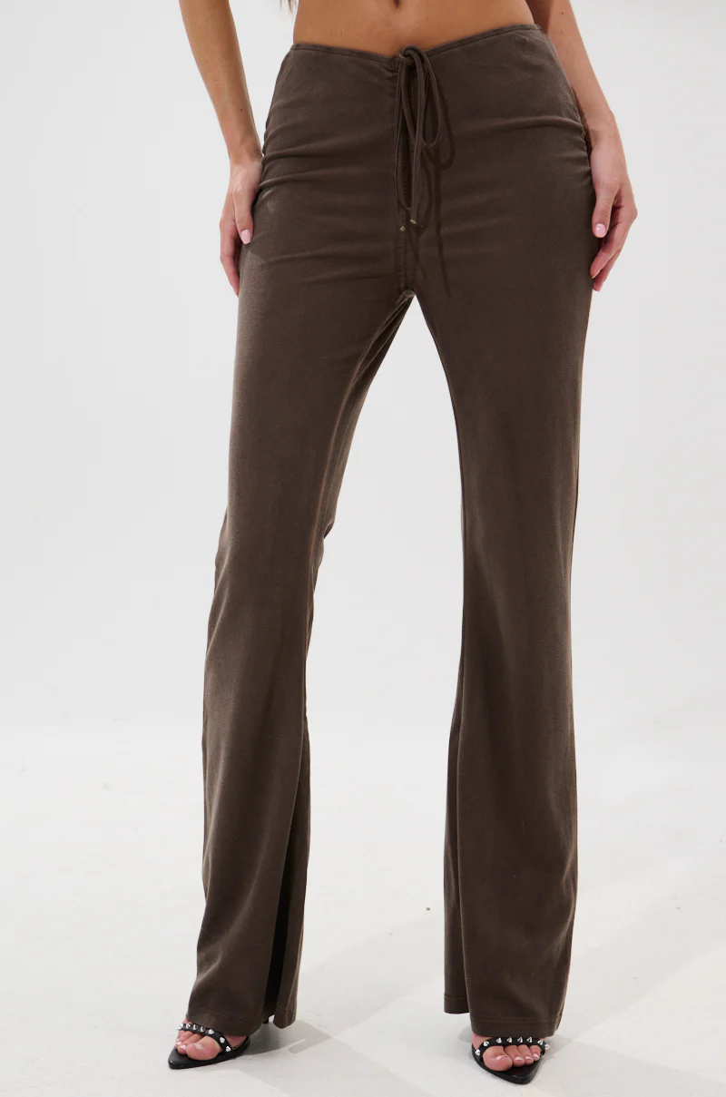 FESTIVAL LOW RISE RUCHED FLARE LEGGING - Image 3