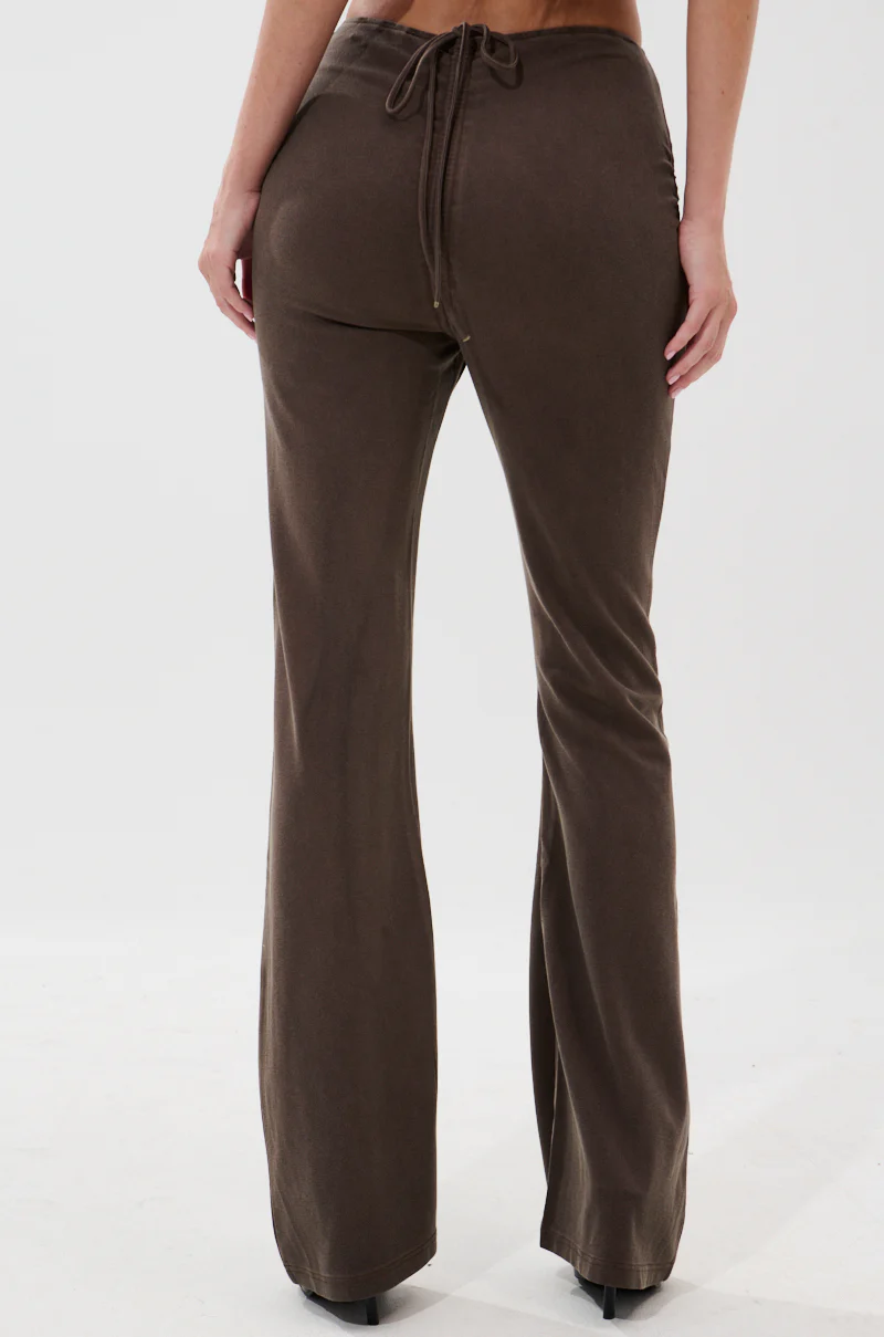 FESTIVAL LOW RISE RUCHED FLARE LEGGING - Image 6