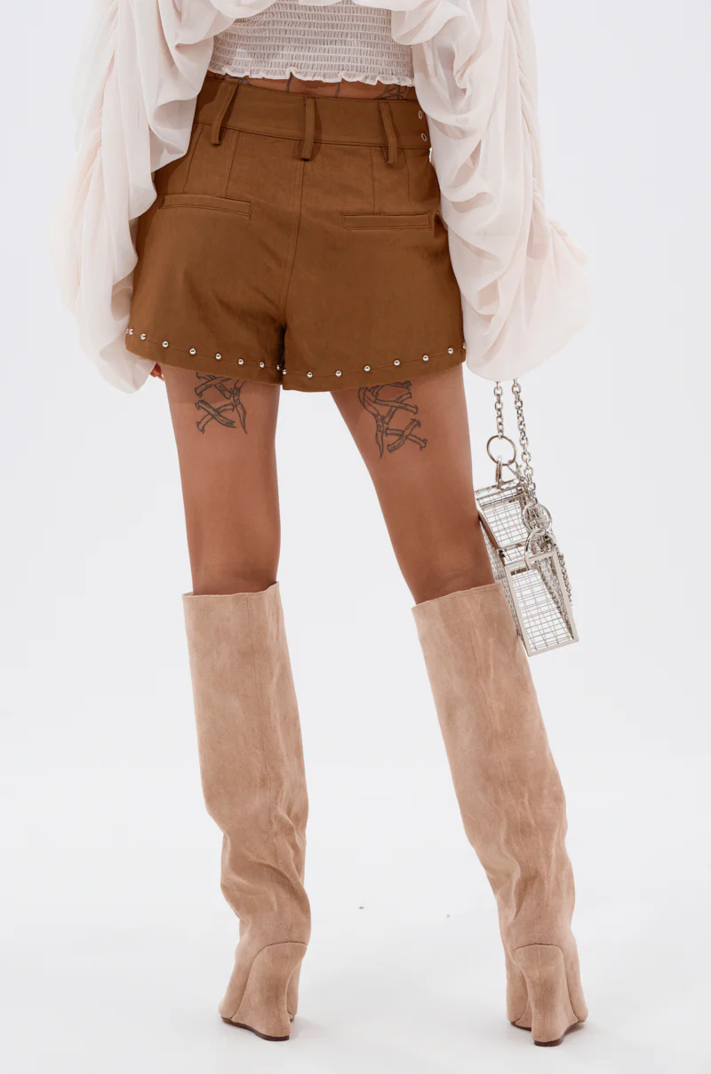 FIGURE IT OUT FAUX SUEDE SHORT - Image 6