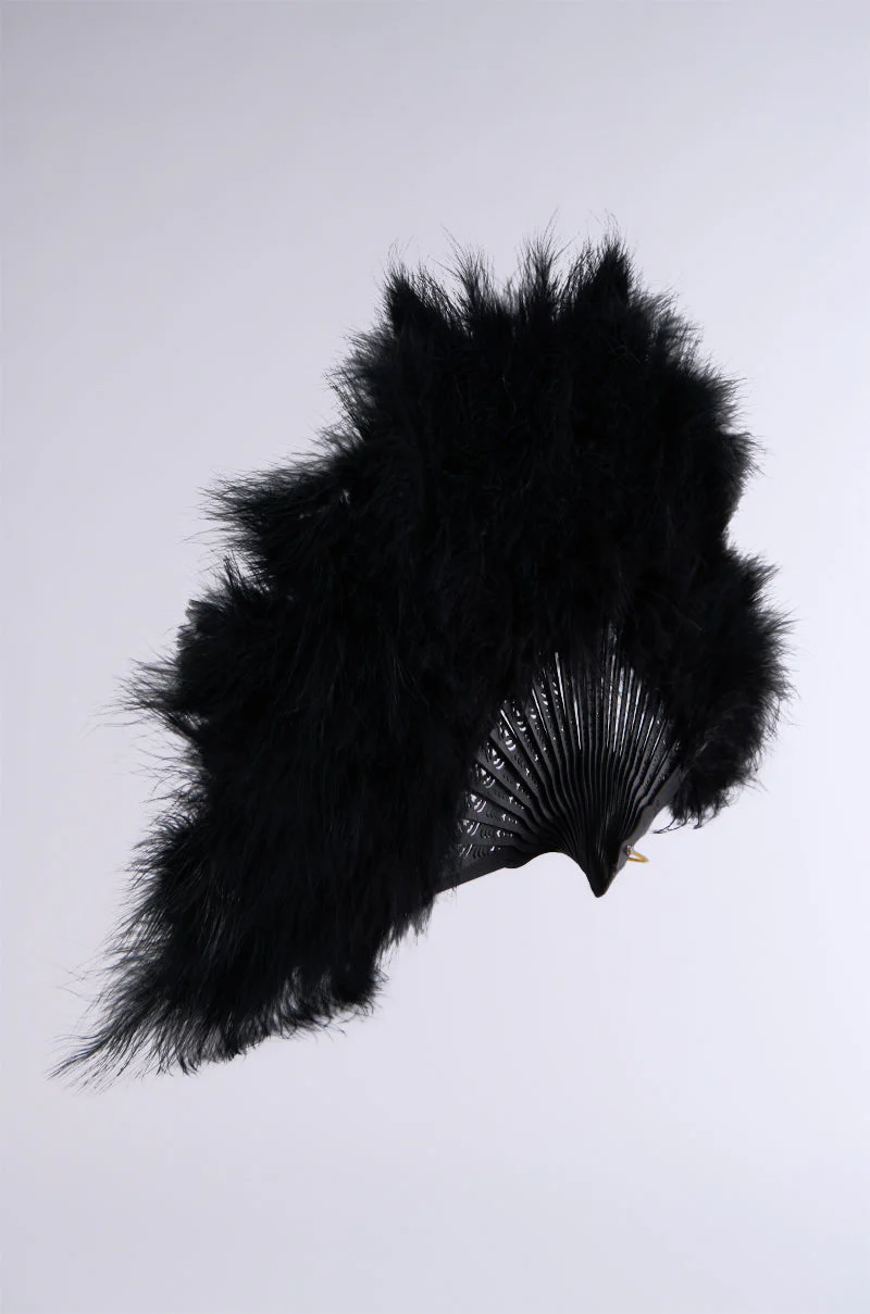 FIND LESS FEATHER FAN IN BLACK - Image 4