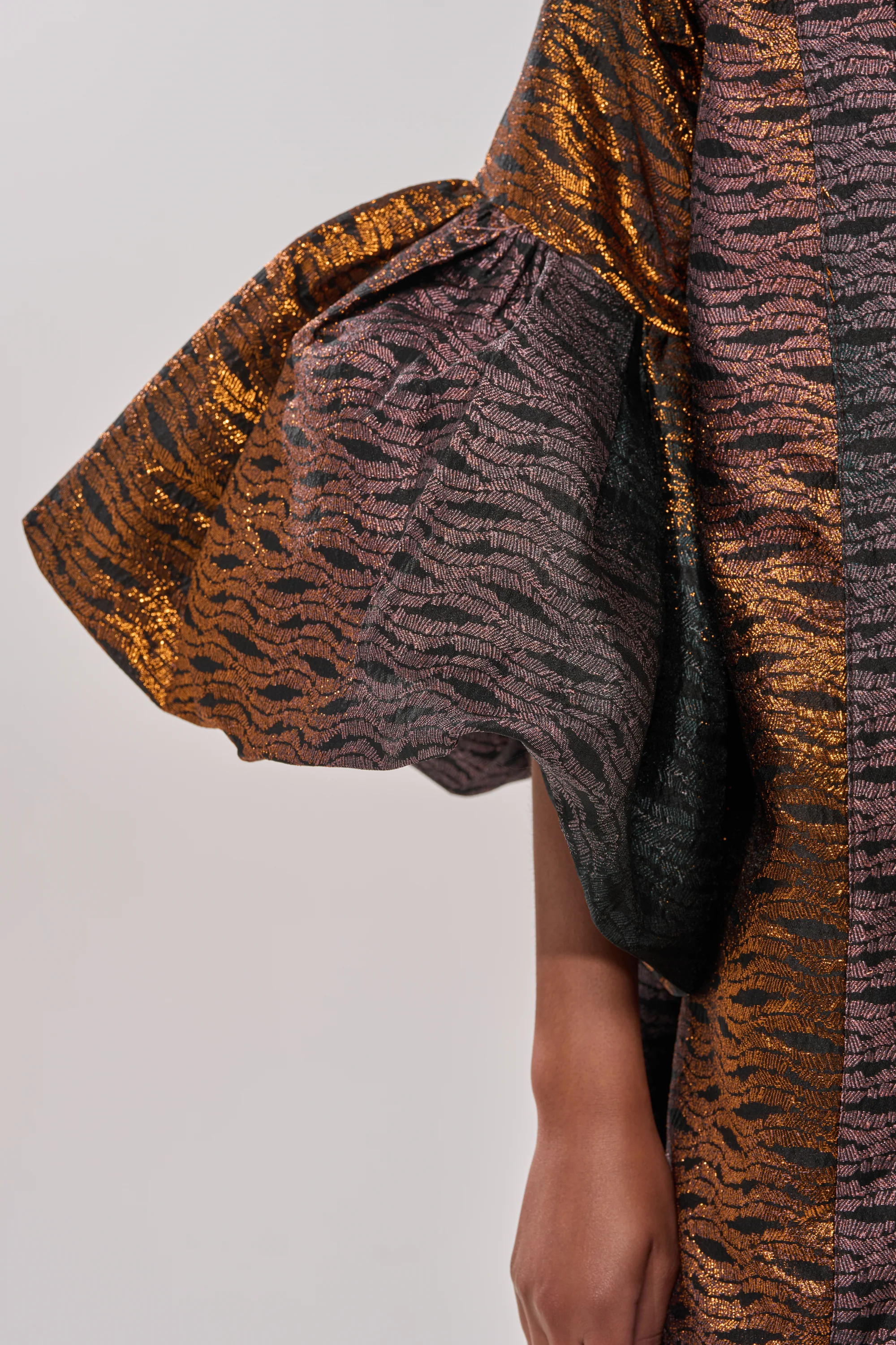 FLORENCE BROCADE PUFF SLEEVE DUSTER - Image 10