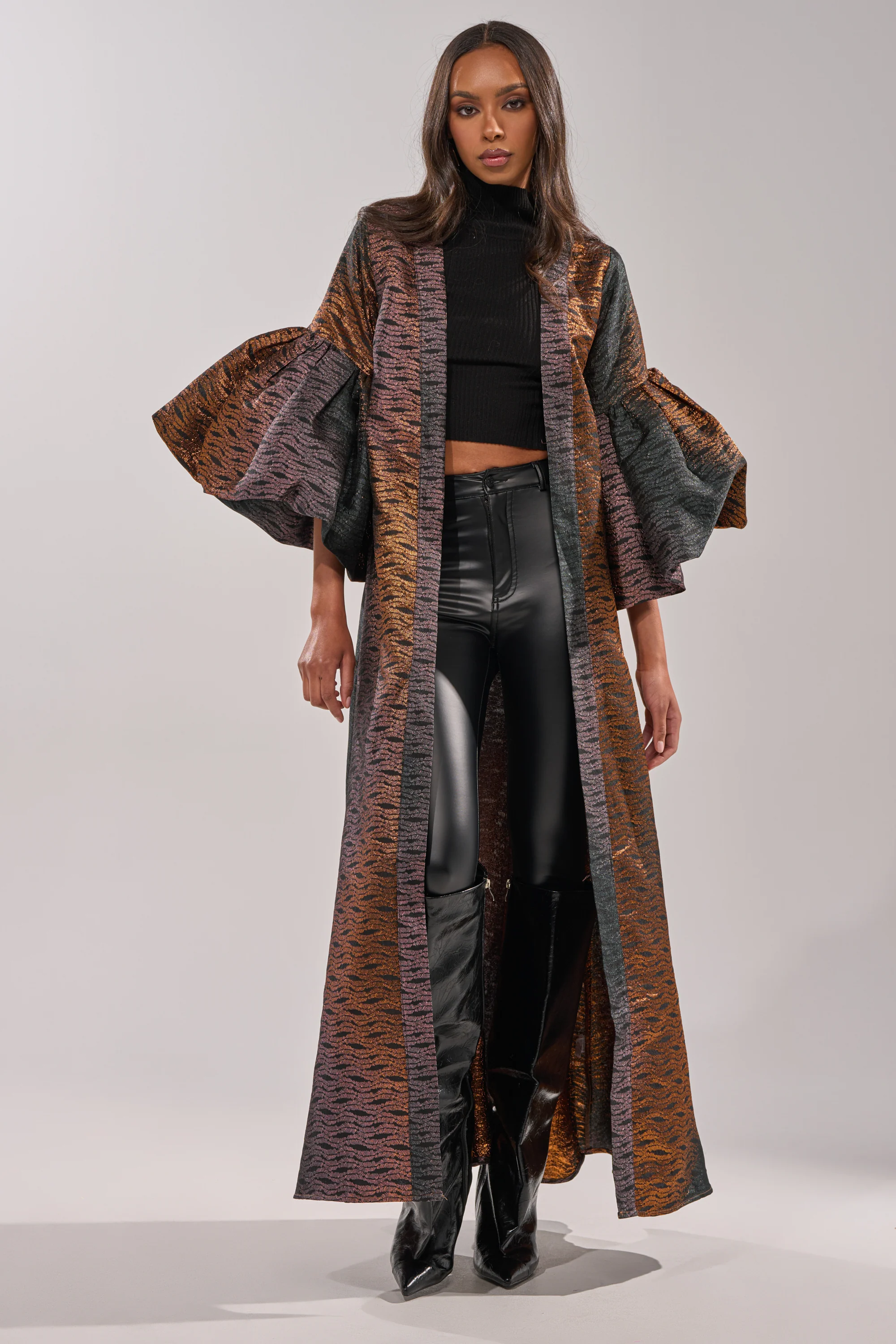 FLORENCE BROCADE PUFF SLEEVE DUSTER - Image 2