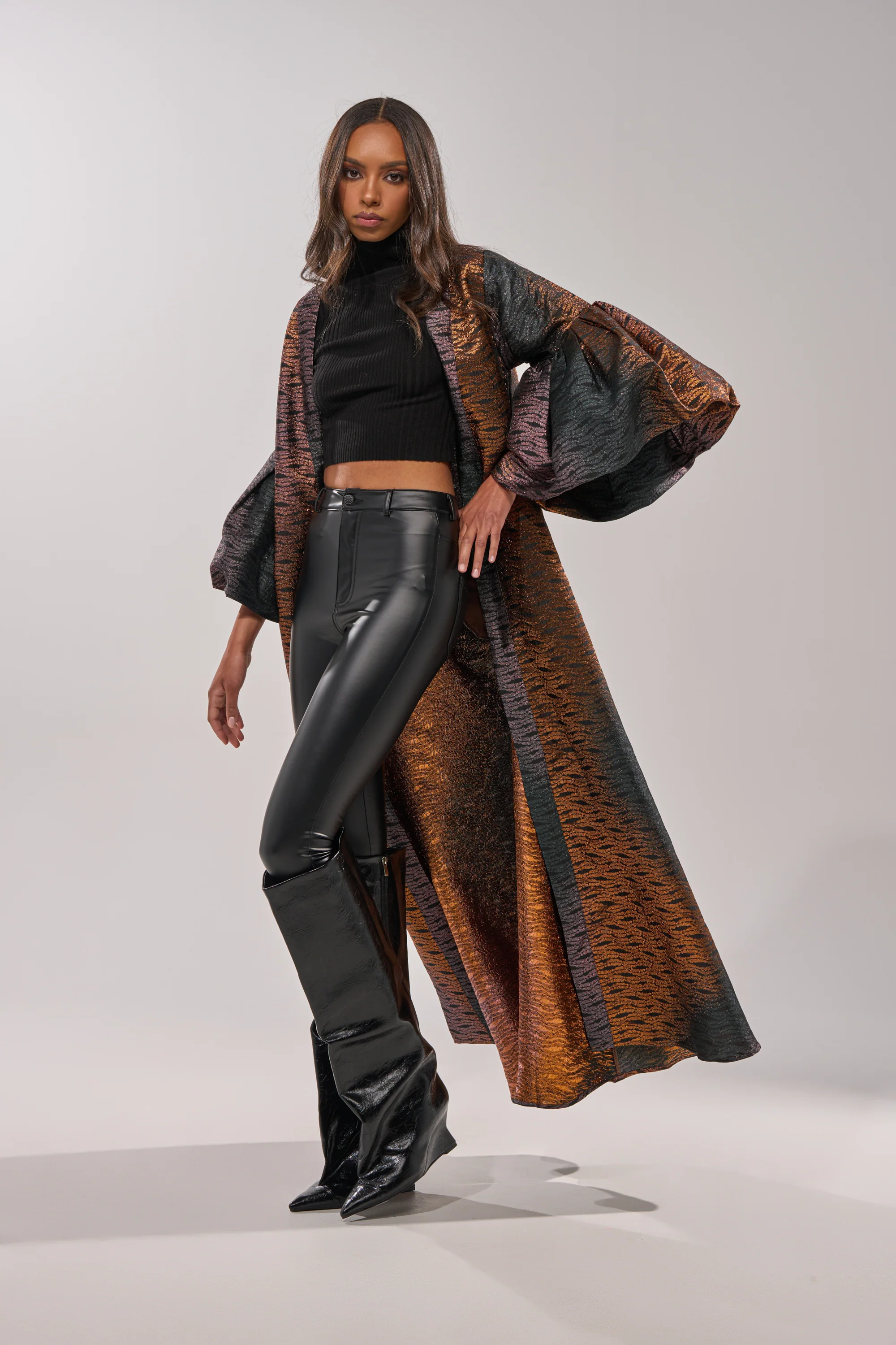 FLORENCE BROCADE PUFF SLEEVE DUSTER - Image 4