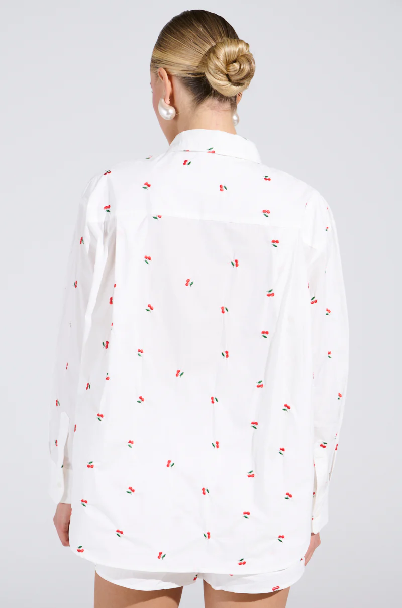 FLOWER WOMAN BUTTON DOWN TOP - Image 3