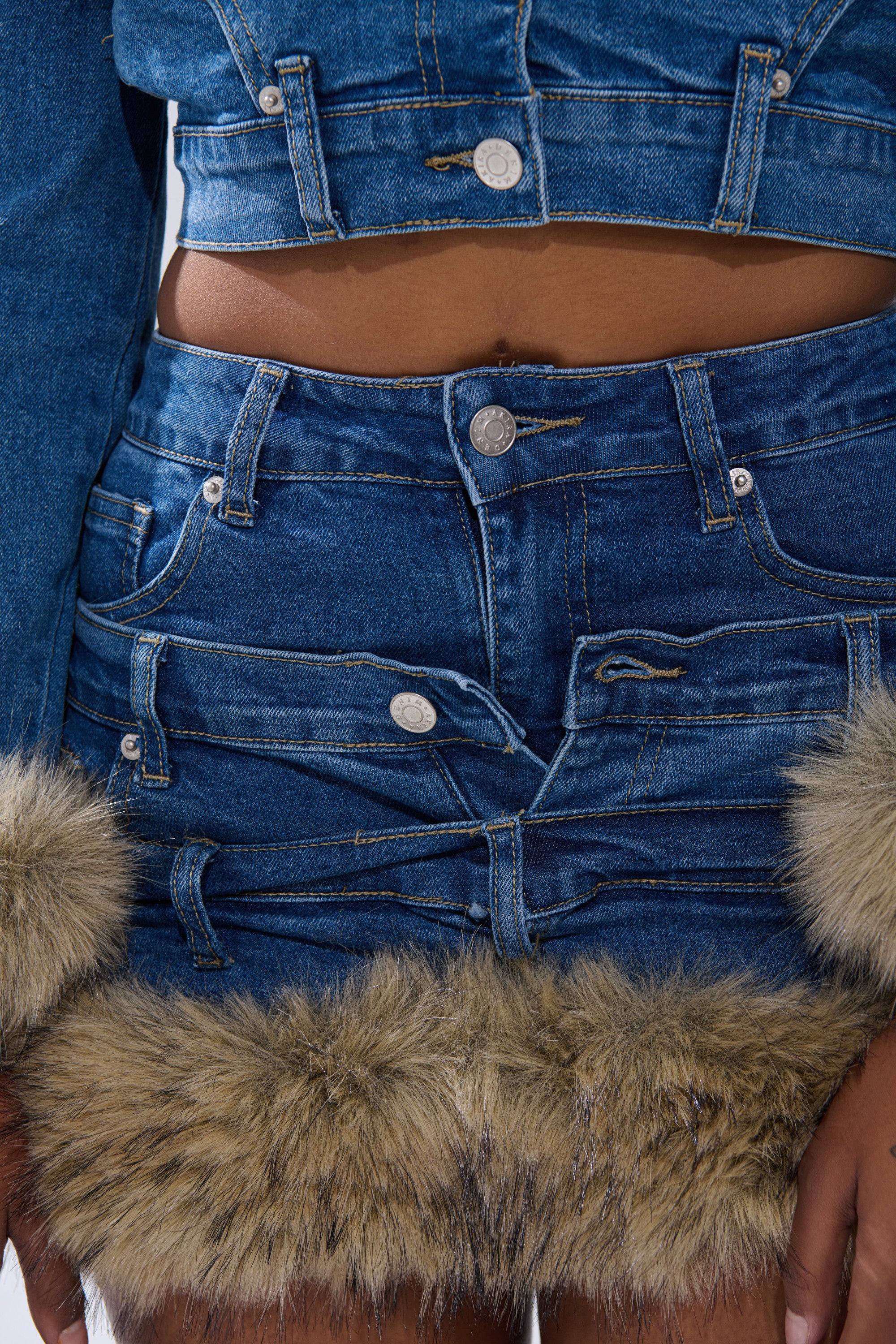 FLUFFY DENIM MINI SKIRT - Image 9