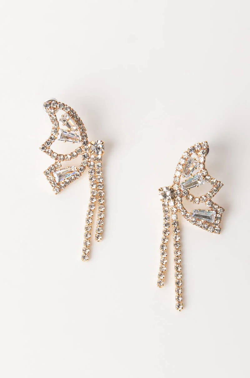FLUTTER EARRING