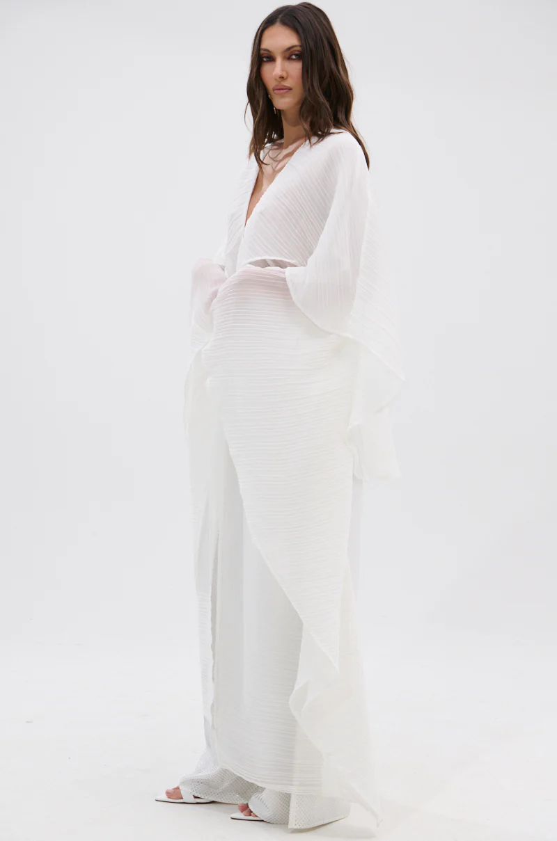FLY AWAY WITH ME BLOUSE IN WHITE - Image 4