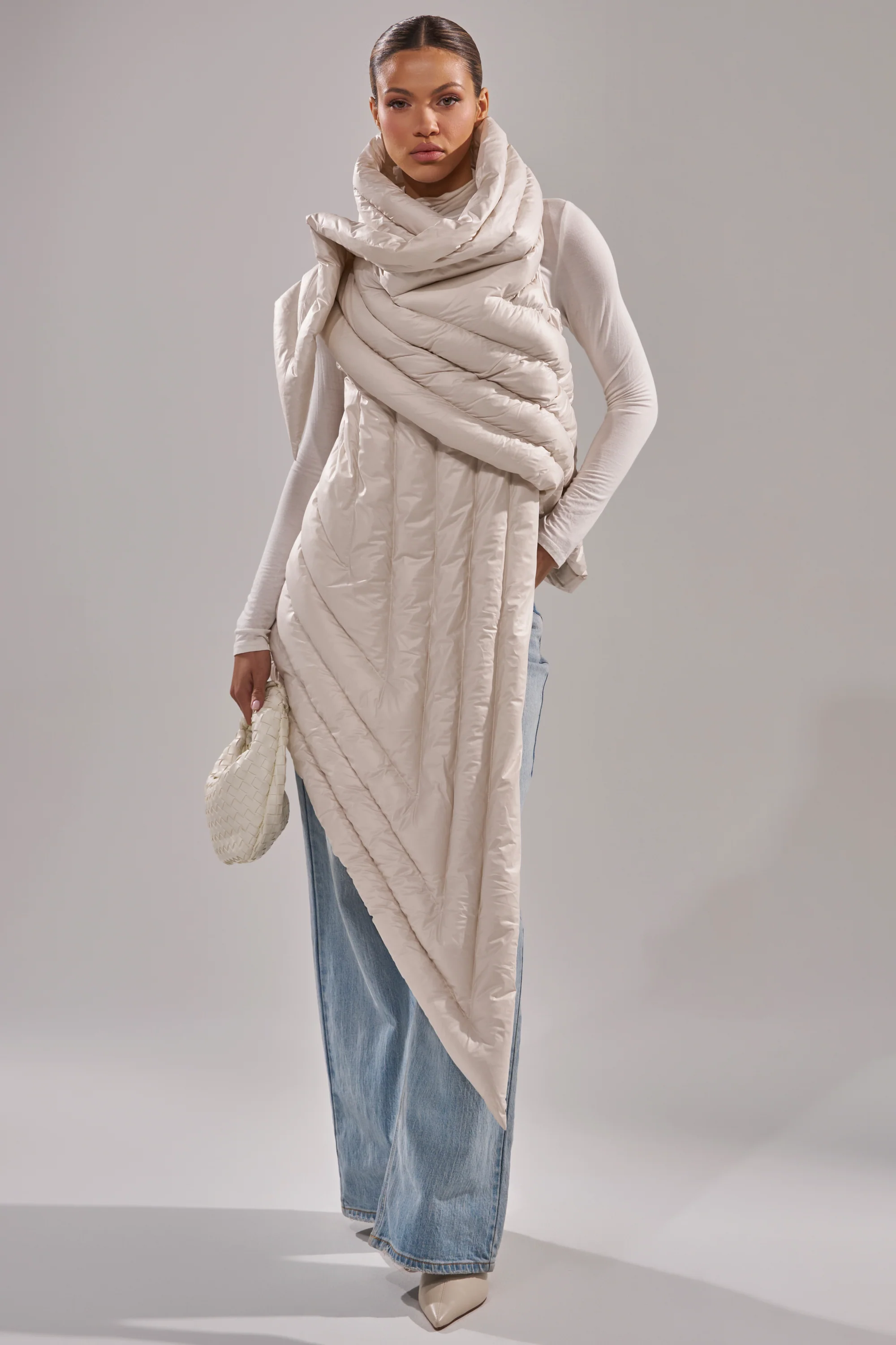 FOR THE DRAMA PUFFER VEST IN IVORY