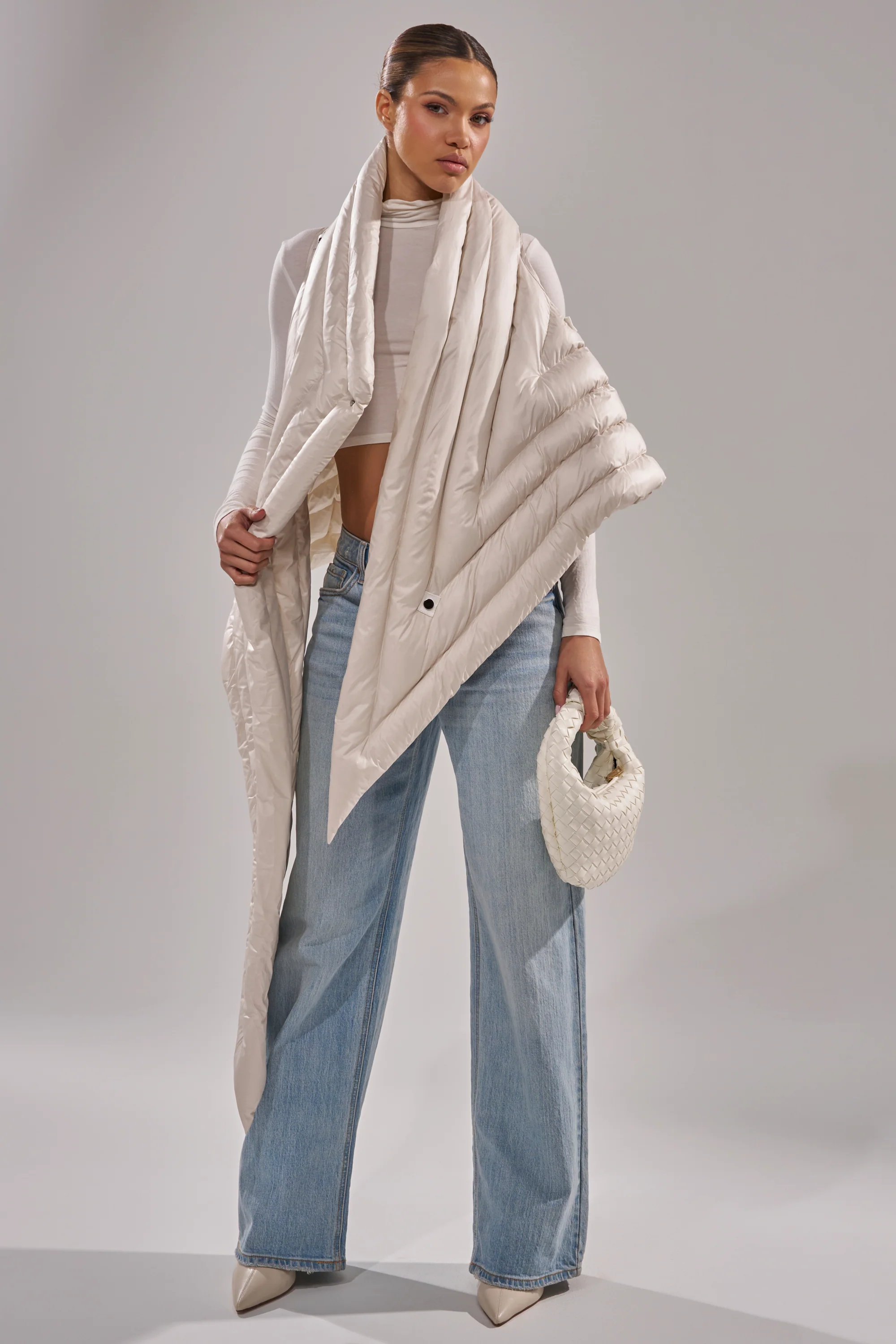 FOR THE DRAMA PUFFER VEST IN IVORY - Image 3