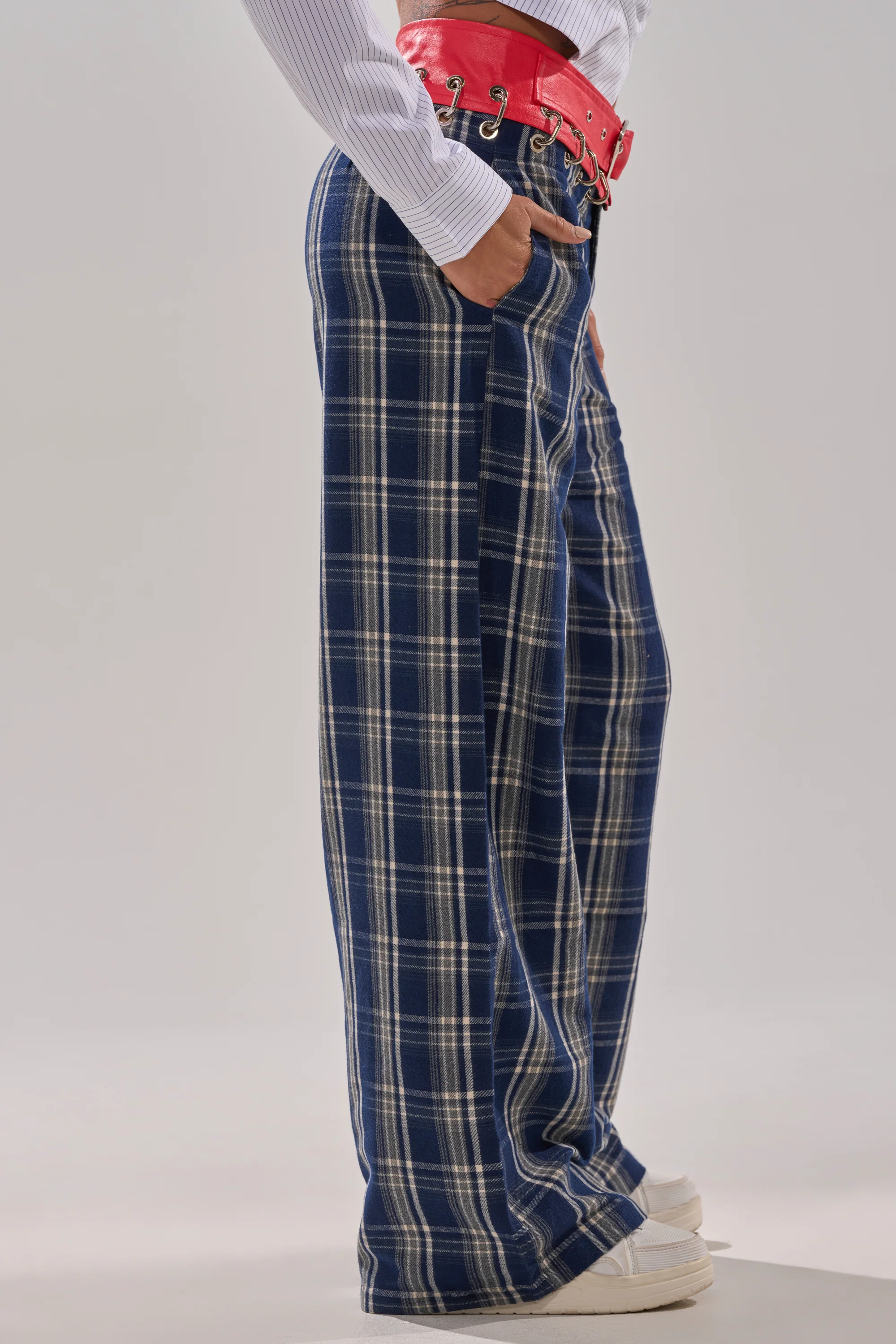 FREE STYLE LIFE PLAID TROUSER - Image 2