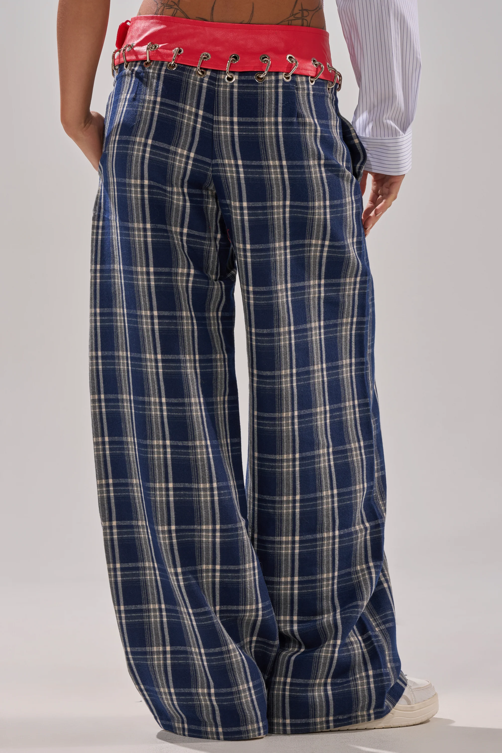 FREE STYLE LIFE PLAID TROUSER - Image 3
