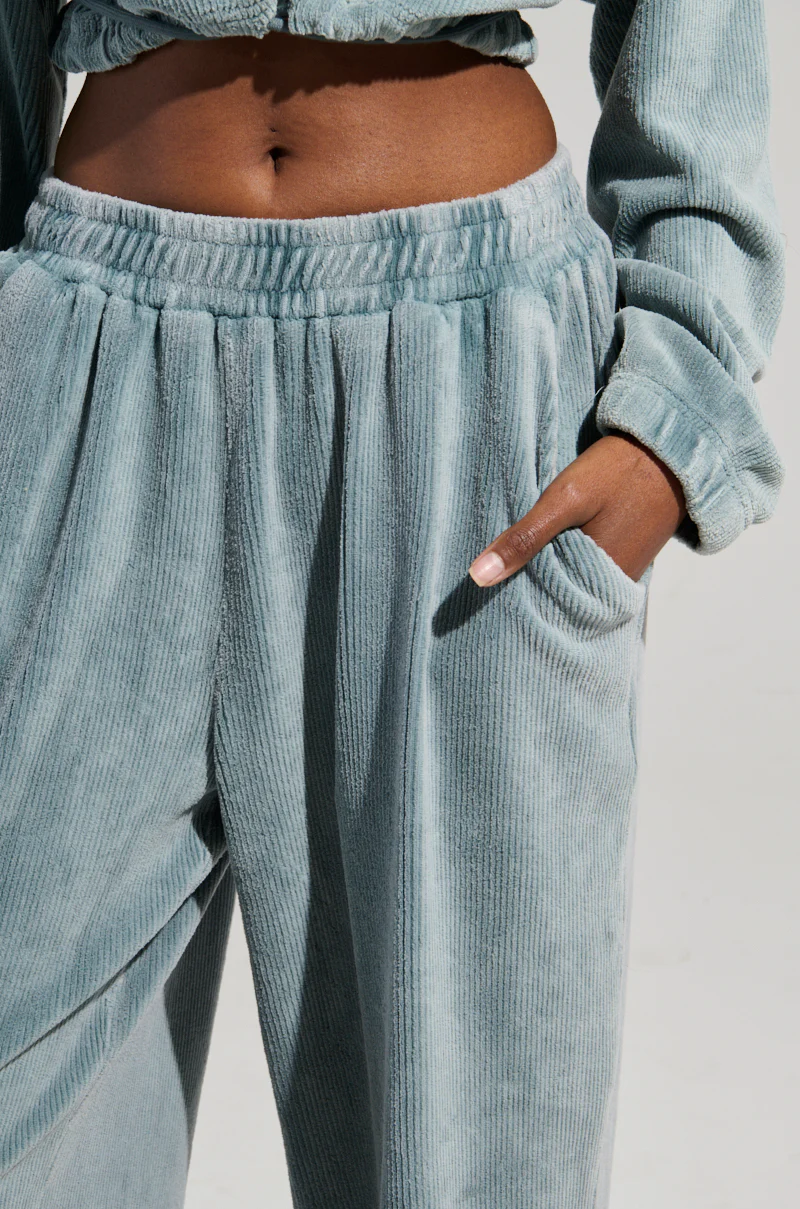FREYA SWEATPANTS - Image 6