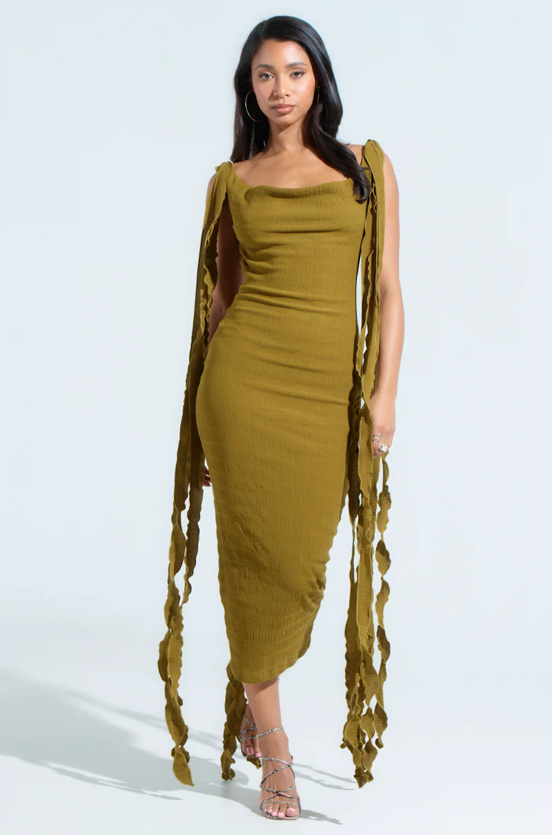 GET LIKE ME BACKLESS MIDI DRESS IN GREEN - Image 2