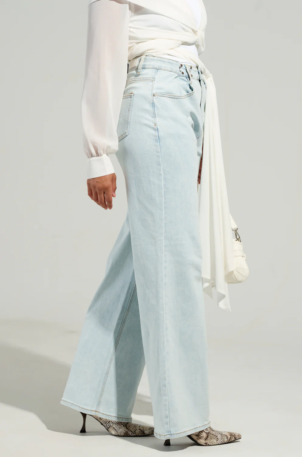 GIRL HAS RANGE MULTIWAY RISE DENIM JEAN - Image 2