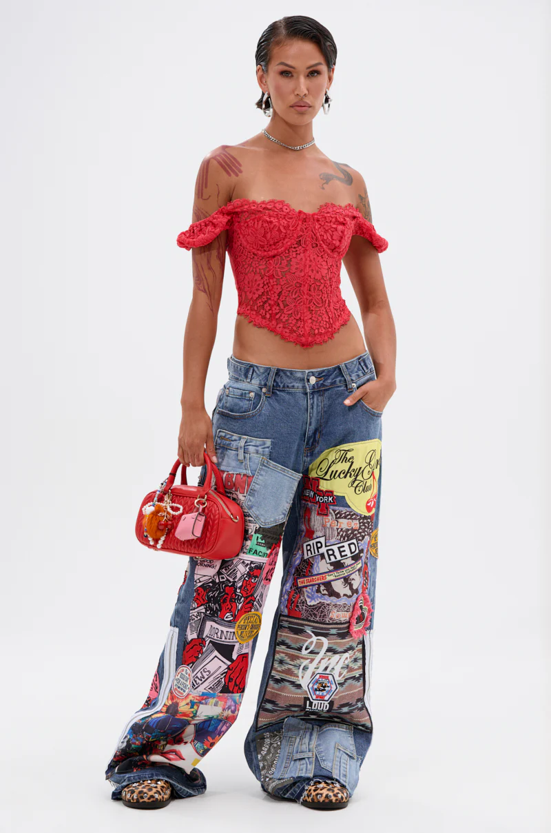 GIRL ON FIRE LACE CORSET - Image 8