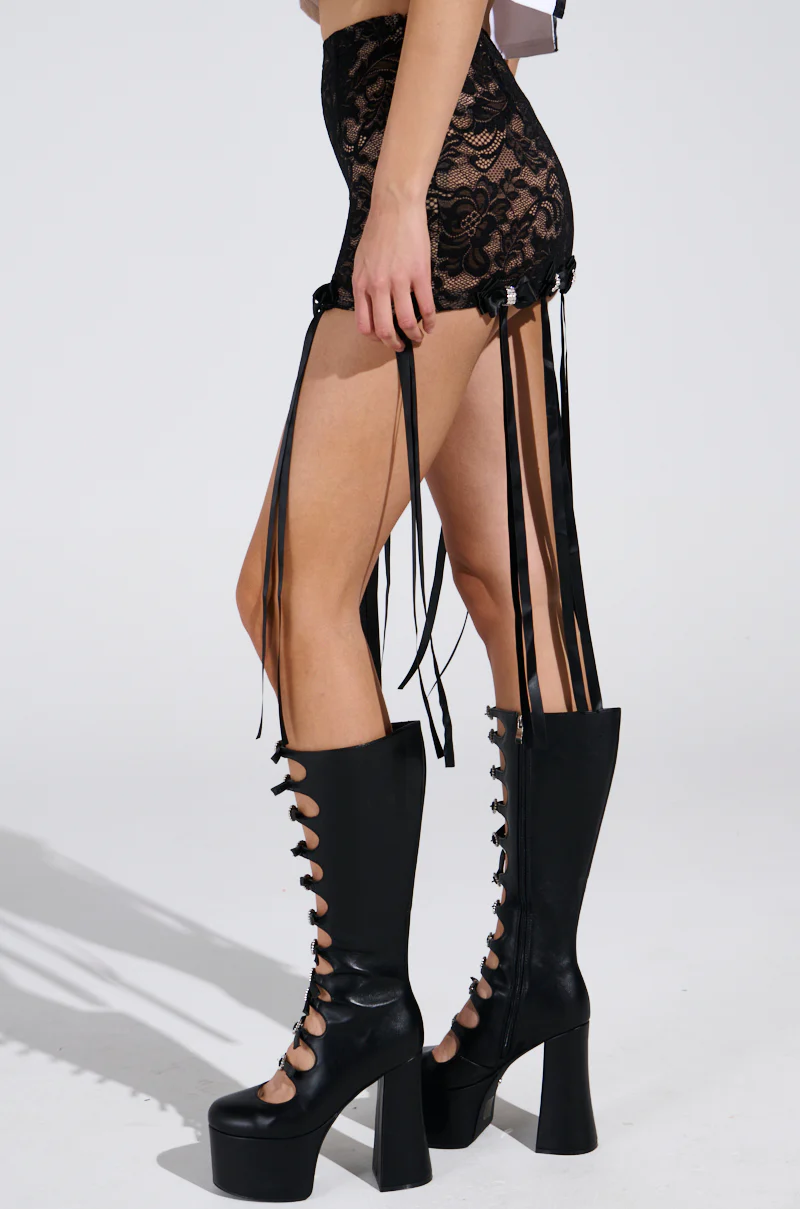 GIRLY POP LACE MINI SKIRT - Image 3