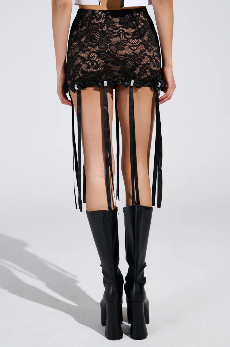 GIRLY POP LACE MINI SKIRT - Image 4