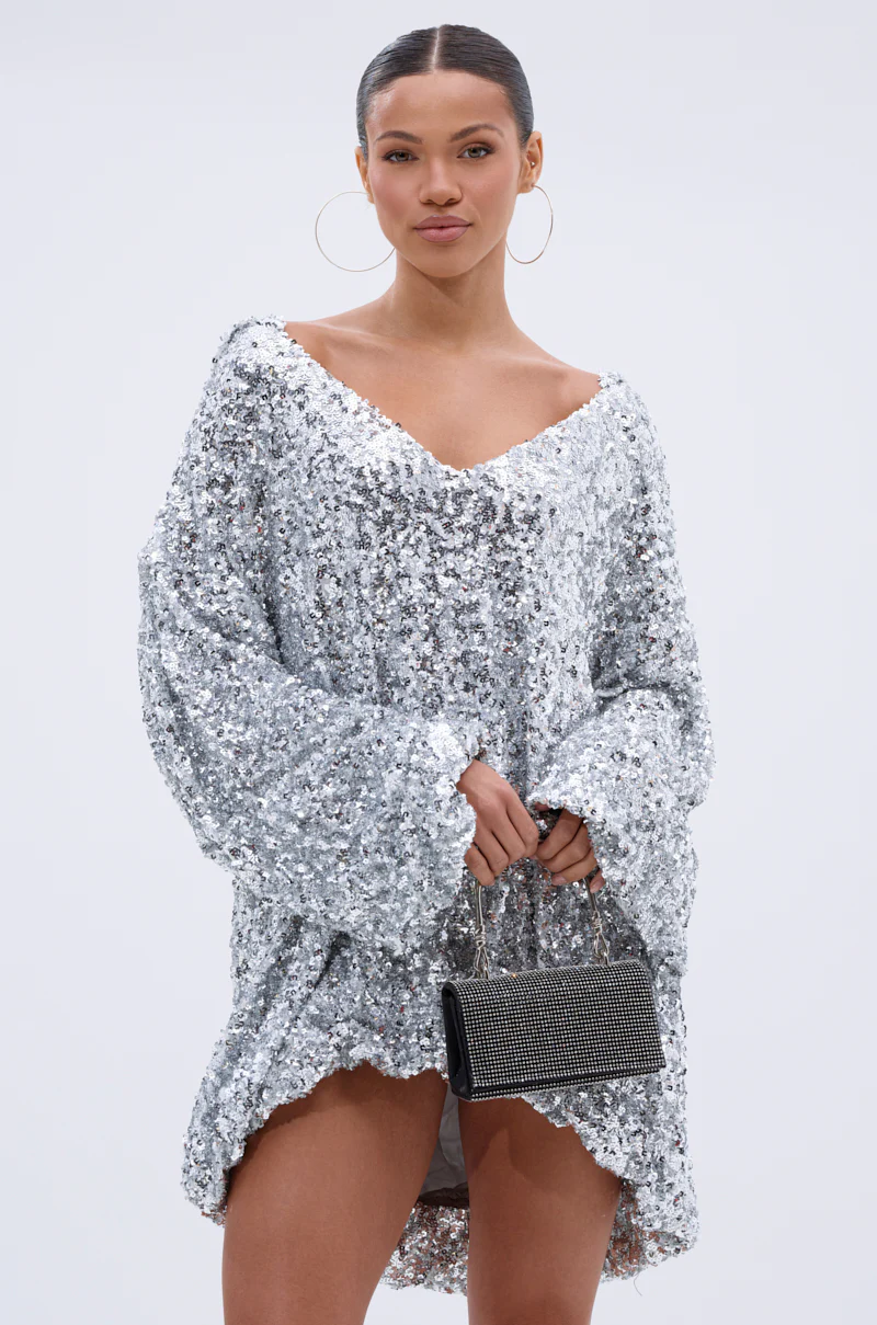 GISELLE SEQUIN SWEATSHIRT DRESS IN SILVER - Image 4