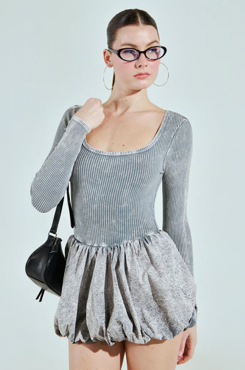 GIVE ME A LITTLE MINI DRESS IN LIGHT GREY - Image 2