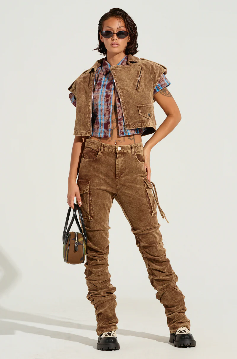 GIVE ME A REASON CORDUROY TOP IN BROWN - Image 4