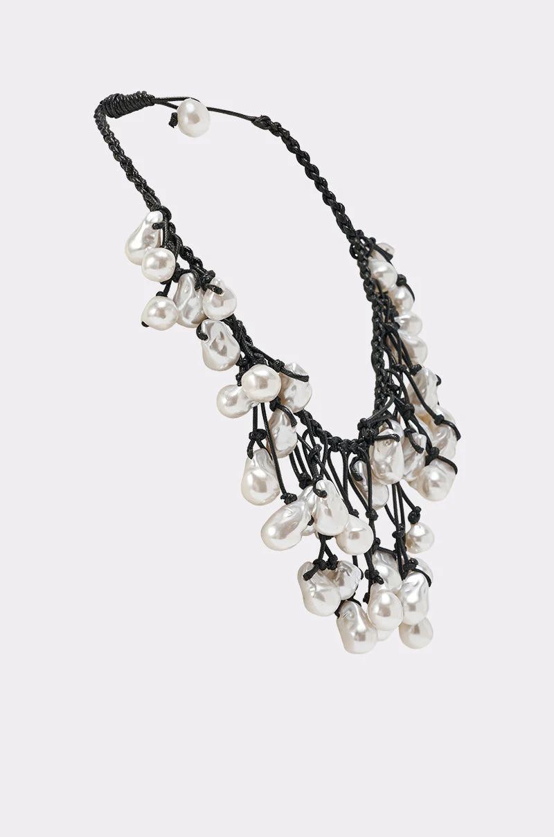 GIVING EVERYTHING NECKLACE - Image 3