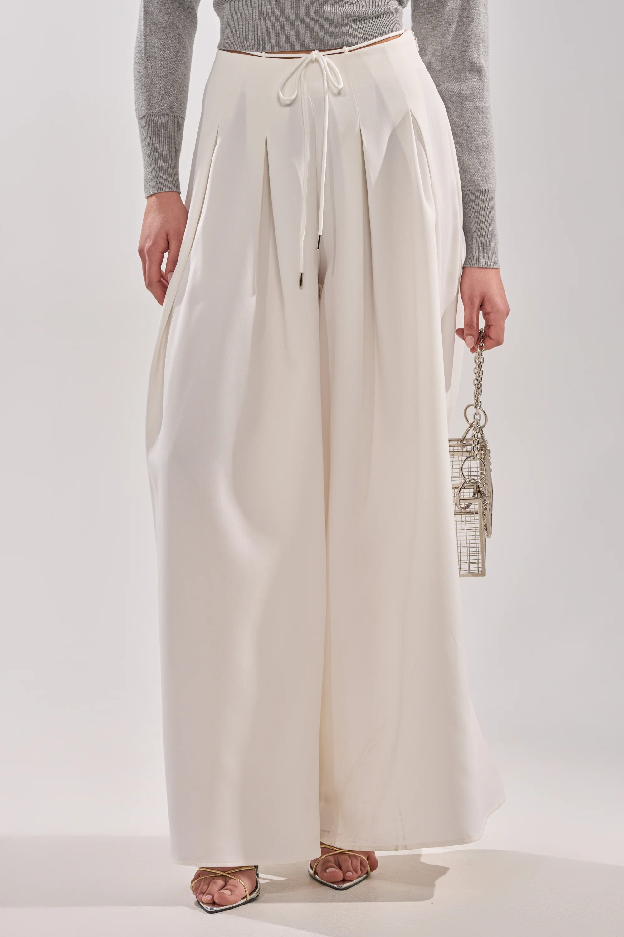 GLORIOUS PLEATED WIDE LEG TROUSER - Image 2