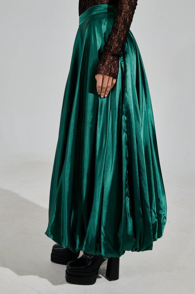 GLOWING MAXI BUBBLE SKIRT - Image 4