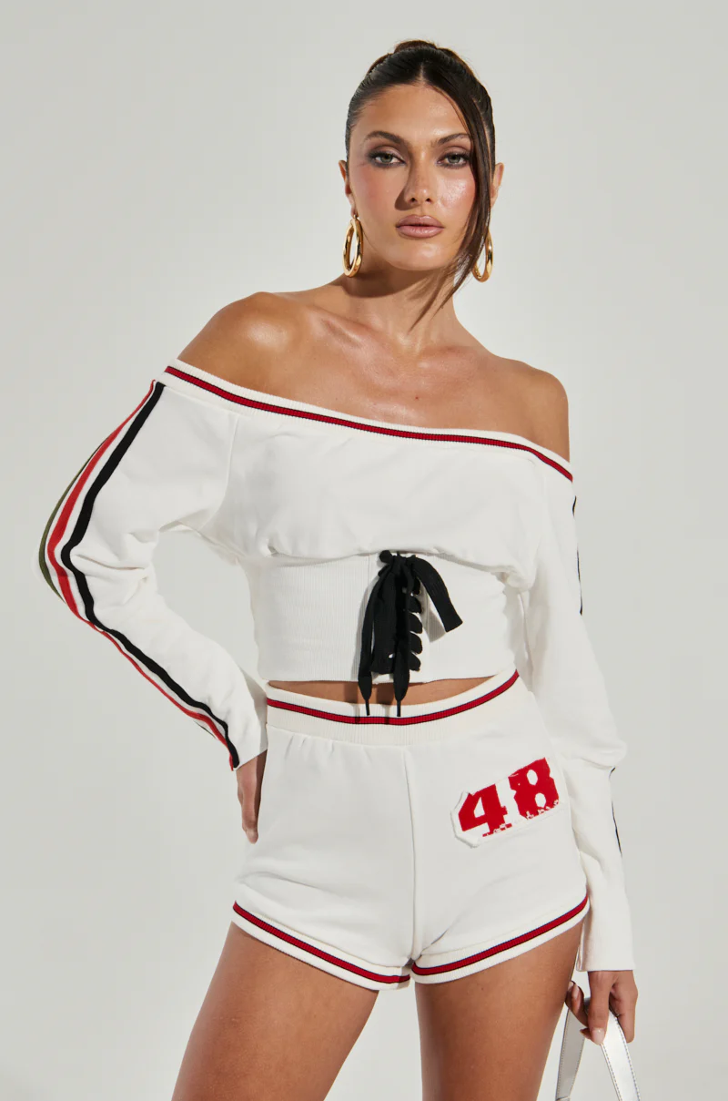 GO ALL THE WAY OFF THE SHOULDER SWEATSHIRT - Image 2