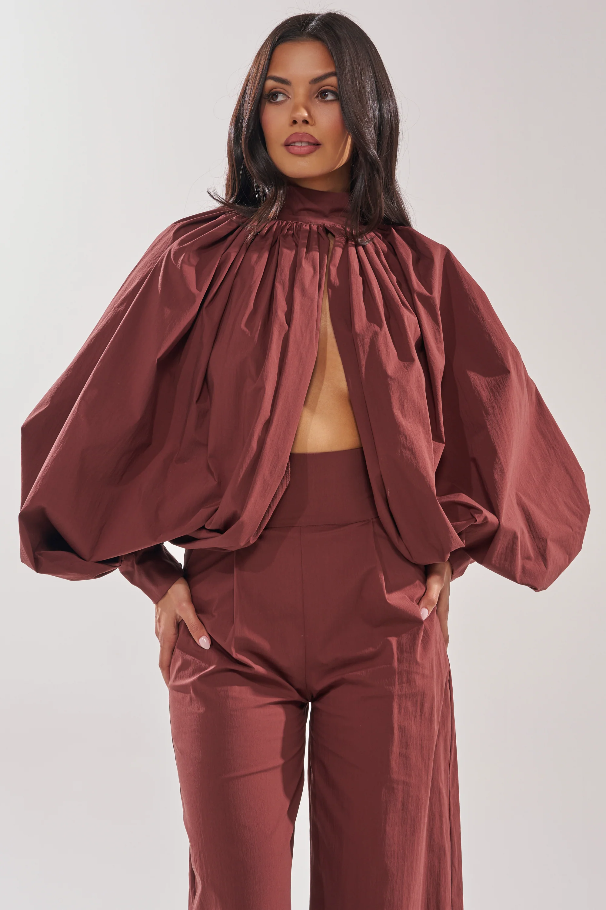 GOLD COAST BALLOON SLEEVE BLOUSE IN BROWN - Image 2