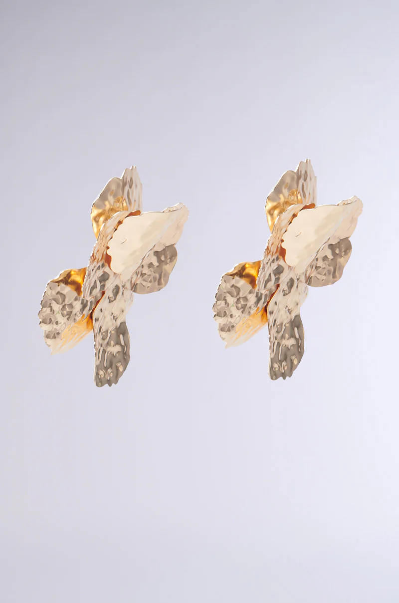 GOLDEN HOUR STATEMENT EARRING - Image 3