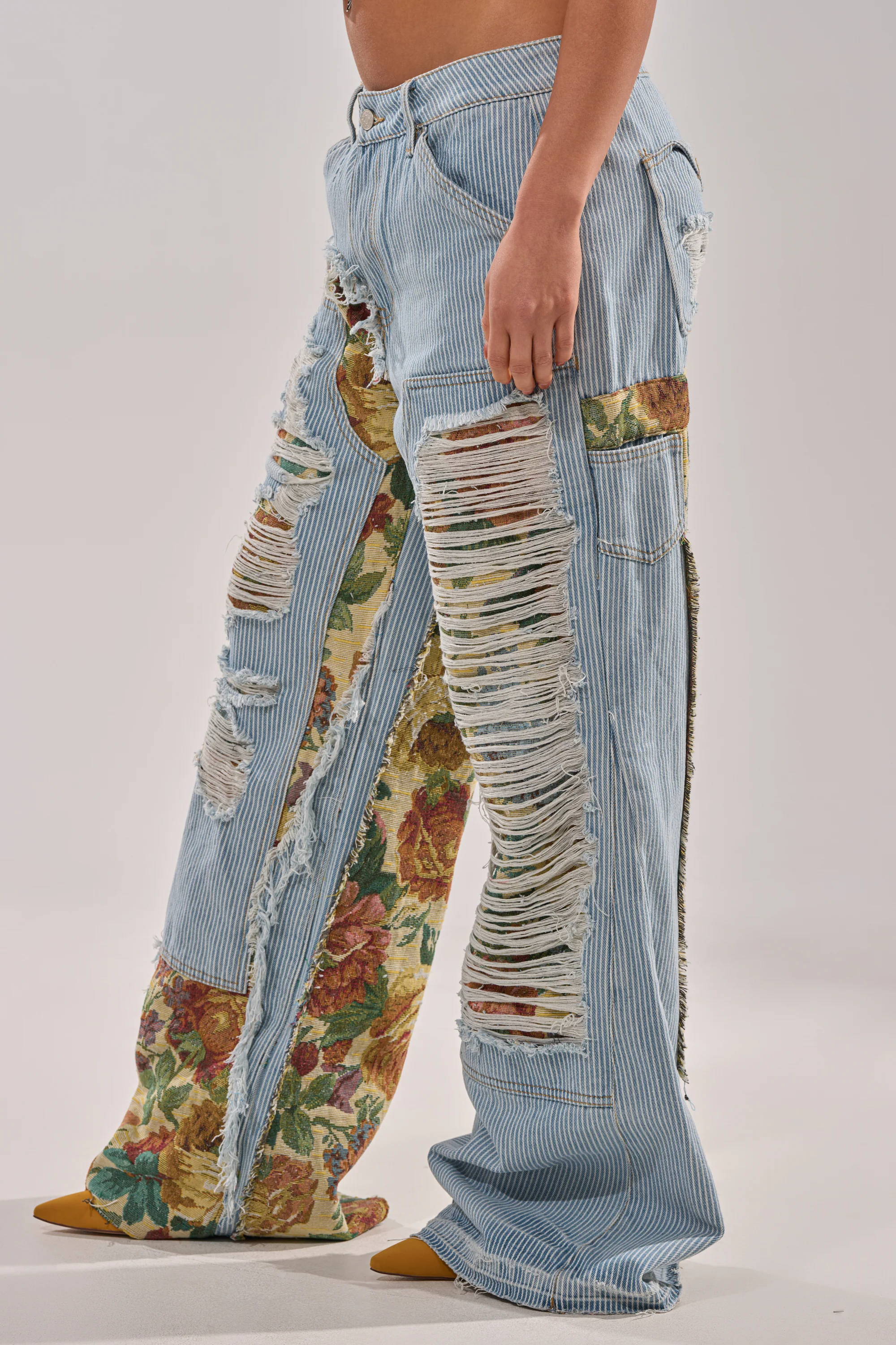 GUESS WHO STRIPE DENIM WITH BROCADE - Image 3