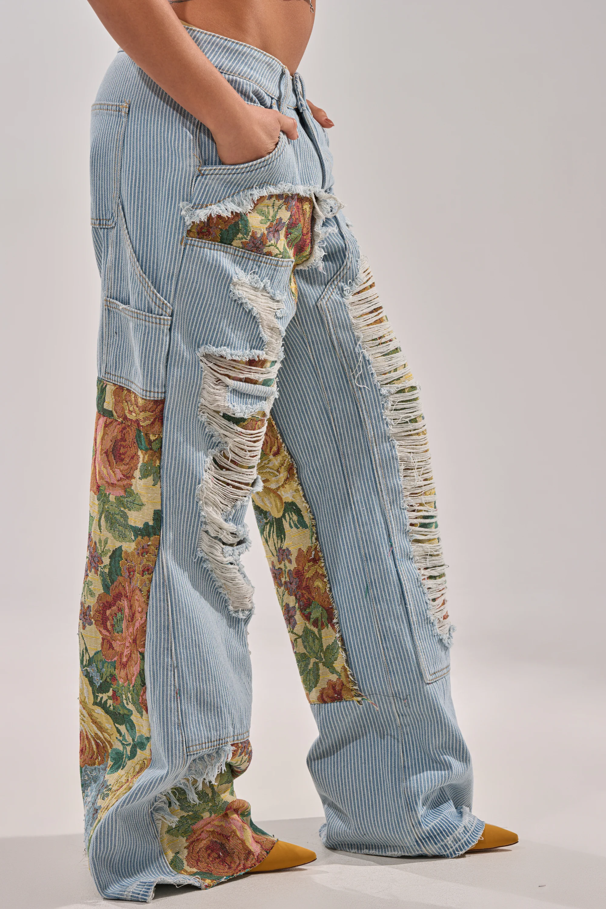 GUESS WHO STRIPE DENIM WITH BROCADE - Image 4