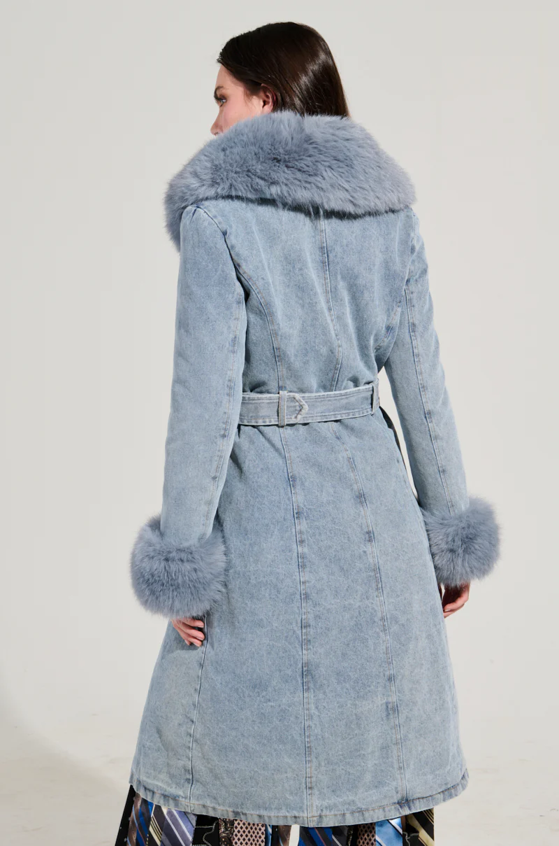 KAYA FUR TRIM TRENCH IN DENIM - Image 5