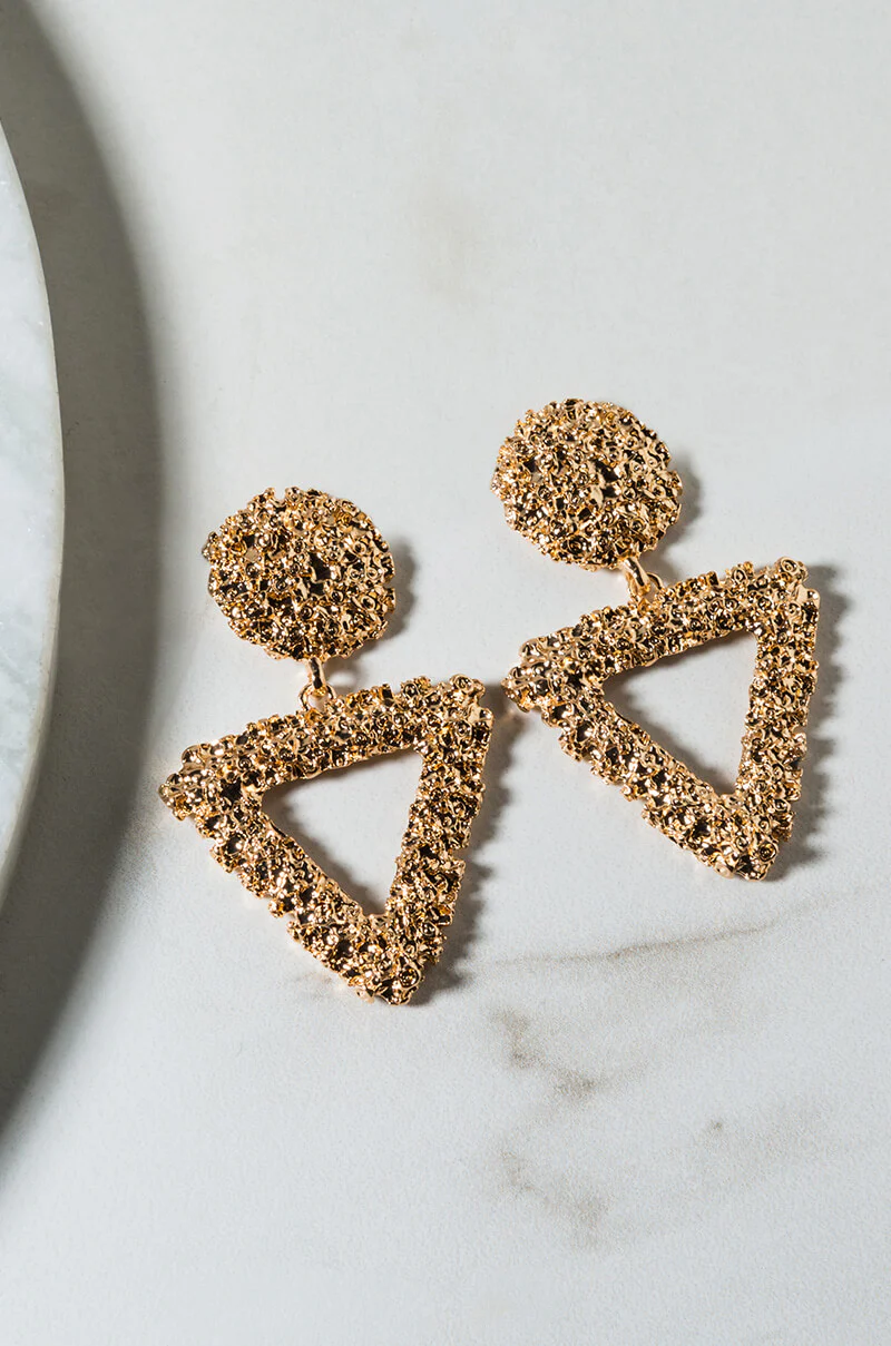 HANA TEXTURE EARRING - Image 2