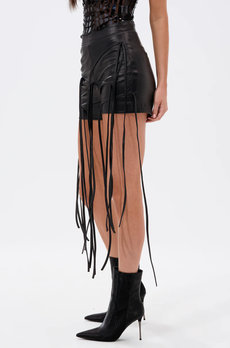 HANGING BY A THREAD FAUX LEATHER SHORT - Image 4