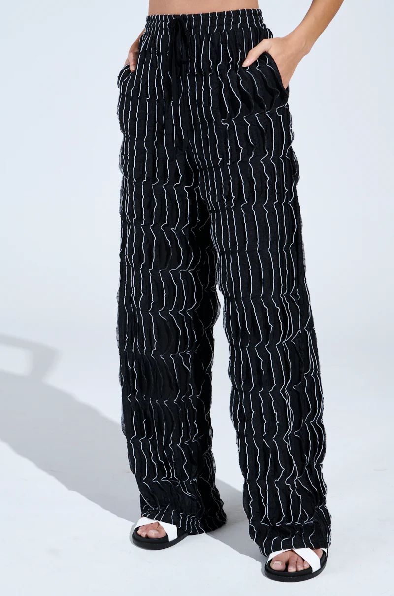 HARD TO LOVE PALAZZO PANT IN BLACK - Image 2