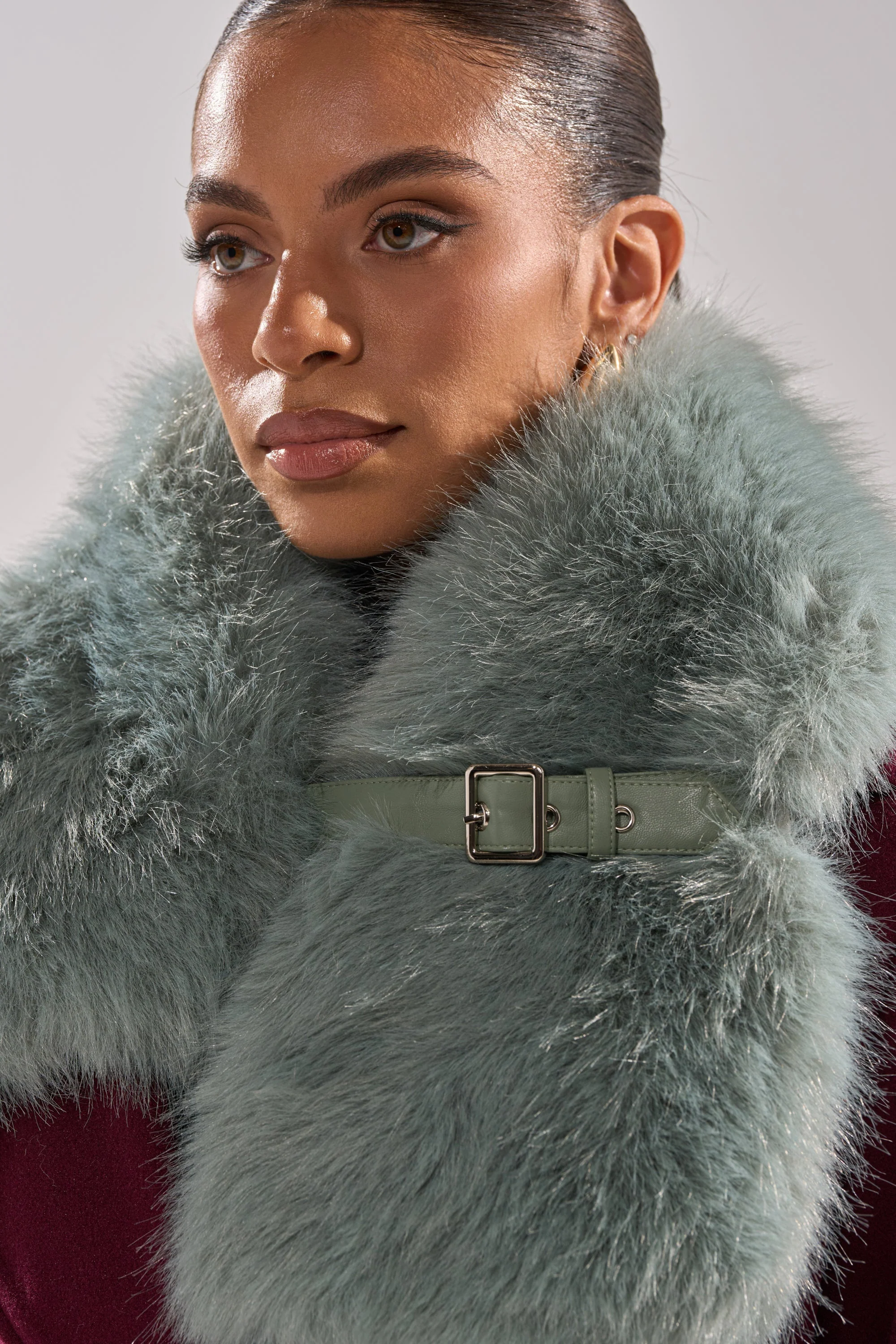 HAVE IT ALL FAUX FUR SHAWL - Image 3